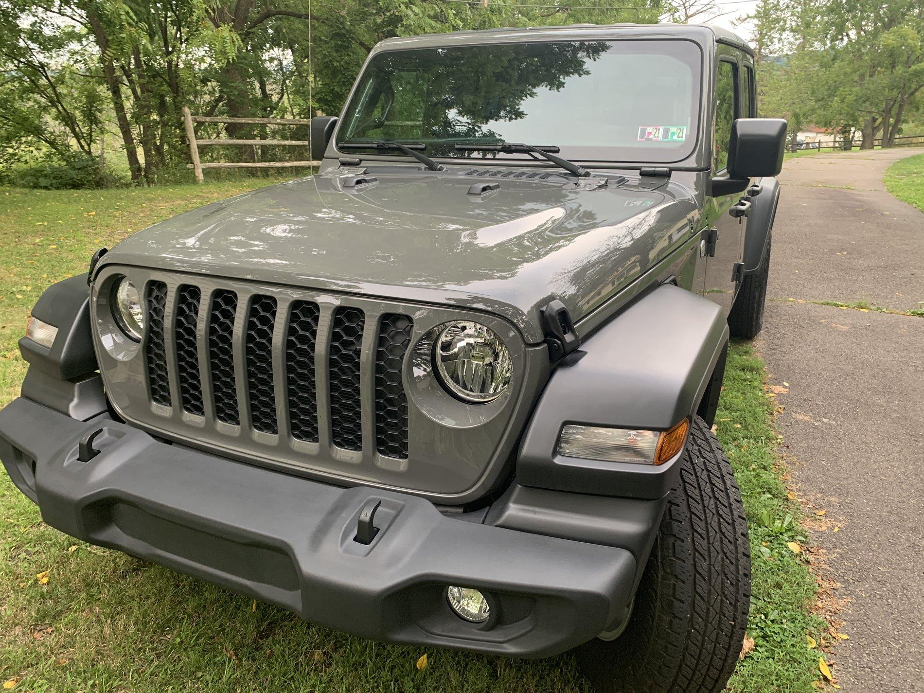 Jeep Gladiator Took Delivery of Your JT? Sign in Here! DDD79BCF-37AB-40A2-B4EB-86D96F6F55F5