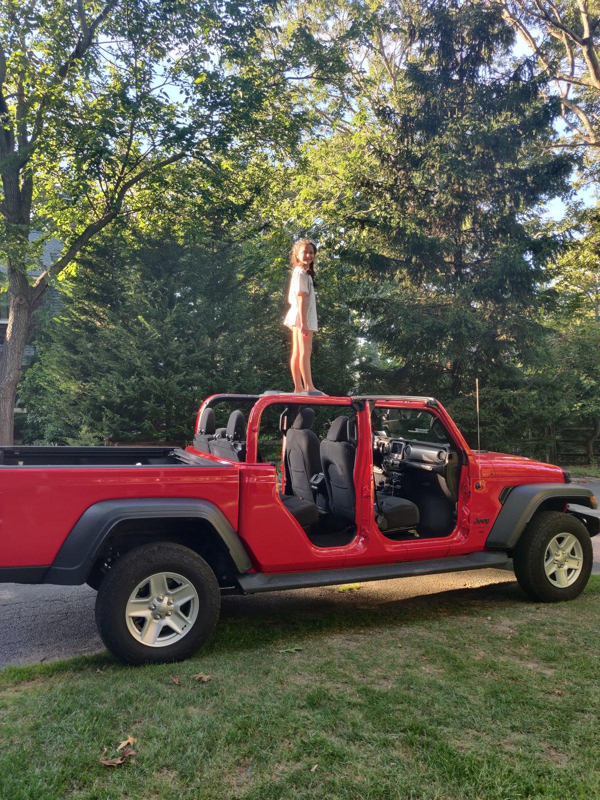 Jeep Gladiator Came outside of the house tonight to find this IMG_20200905_174353