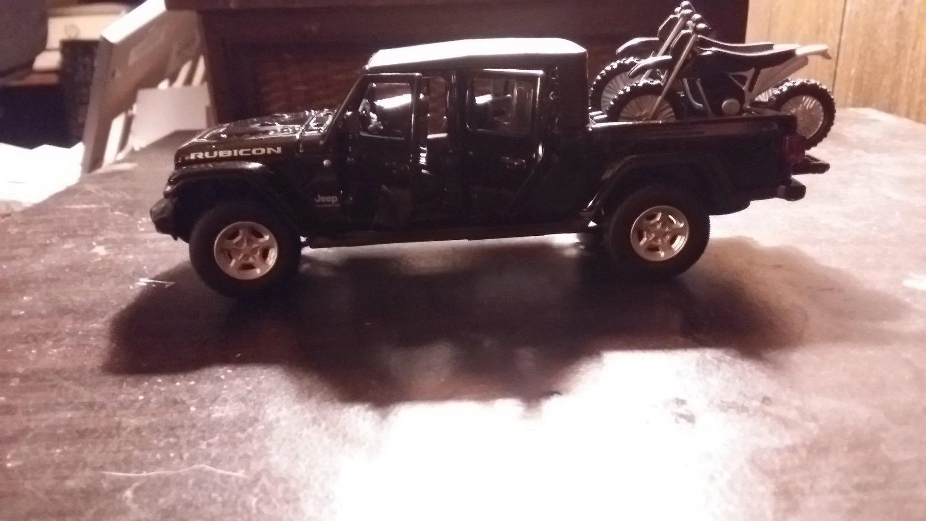 Jeep Gladiator 1:32 diecast model Jeep Gladiator!!! 20200903_213745