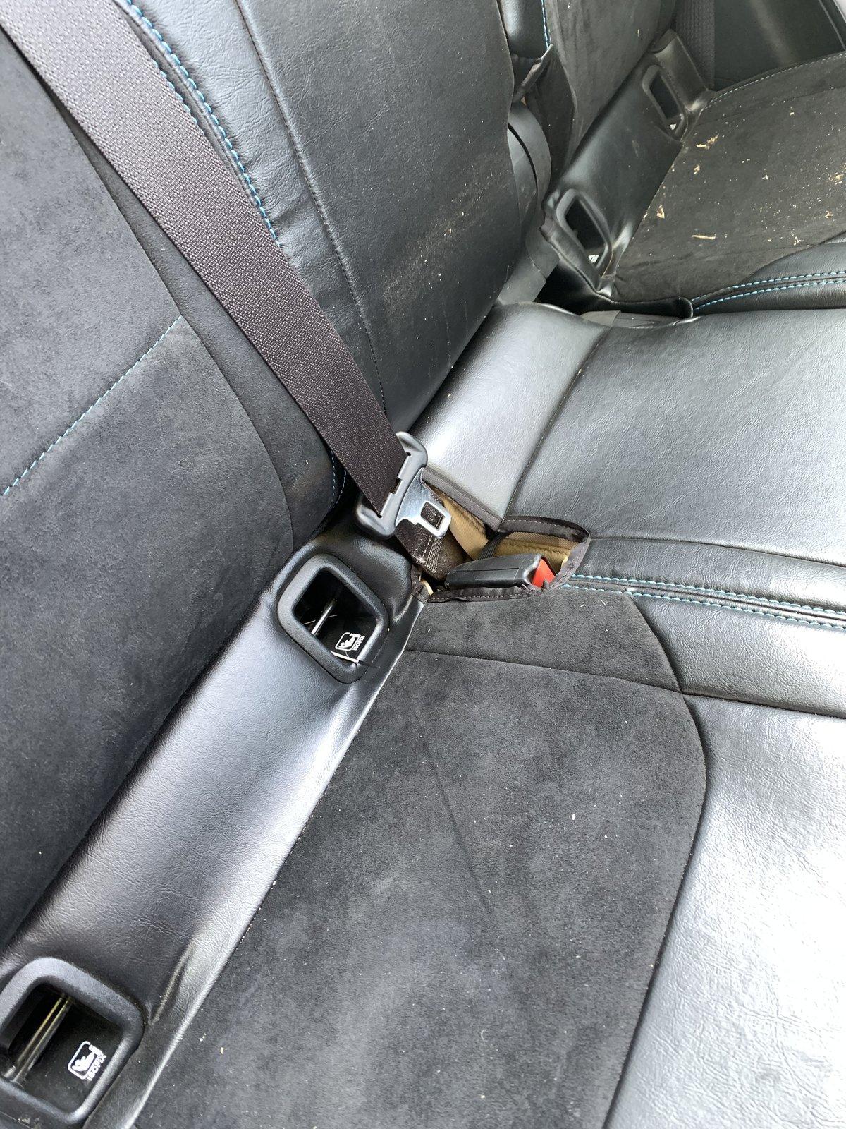 Jeep Gladiator Are seat covers worth it? F722B637-61D5-4D0D-B877-436A2479398E