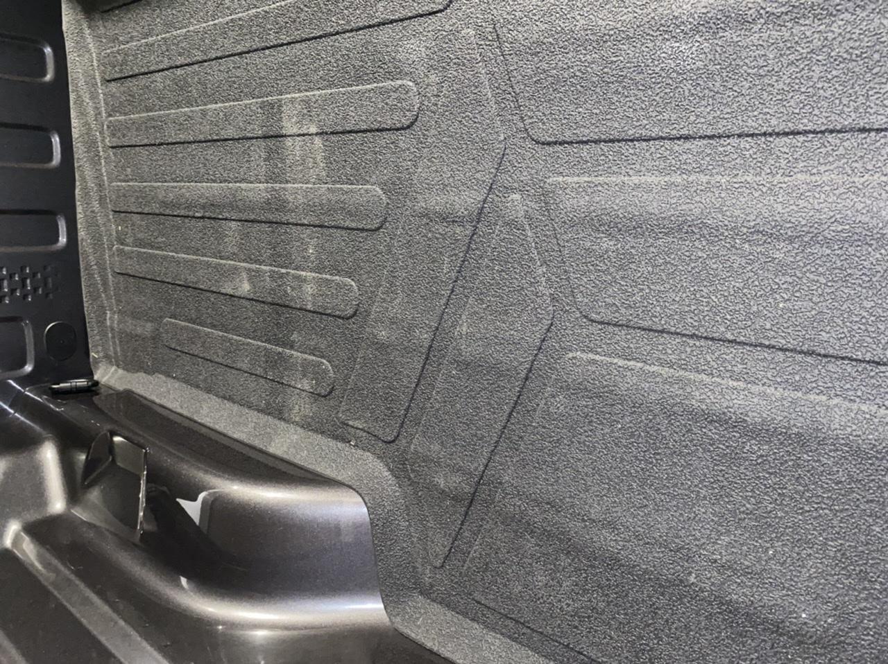 Jeep Gladiator Is there an argument for a naked bed? E42C5D36-777B-4A82-B0BE-CFA11029A85C