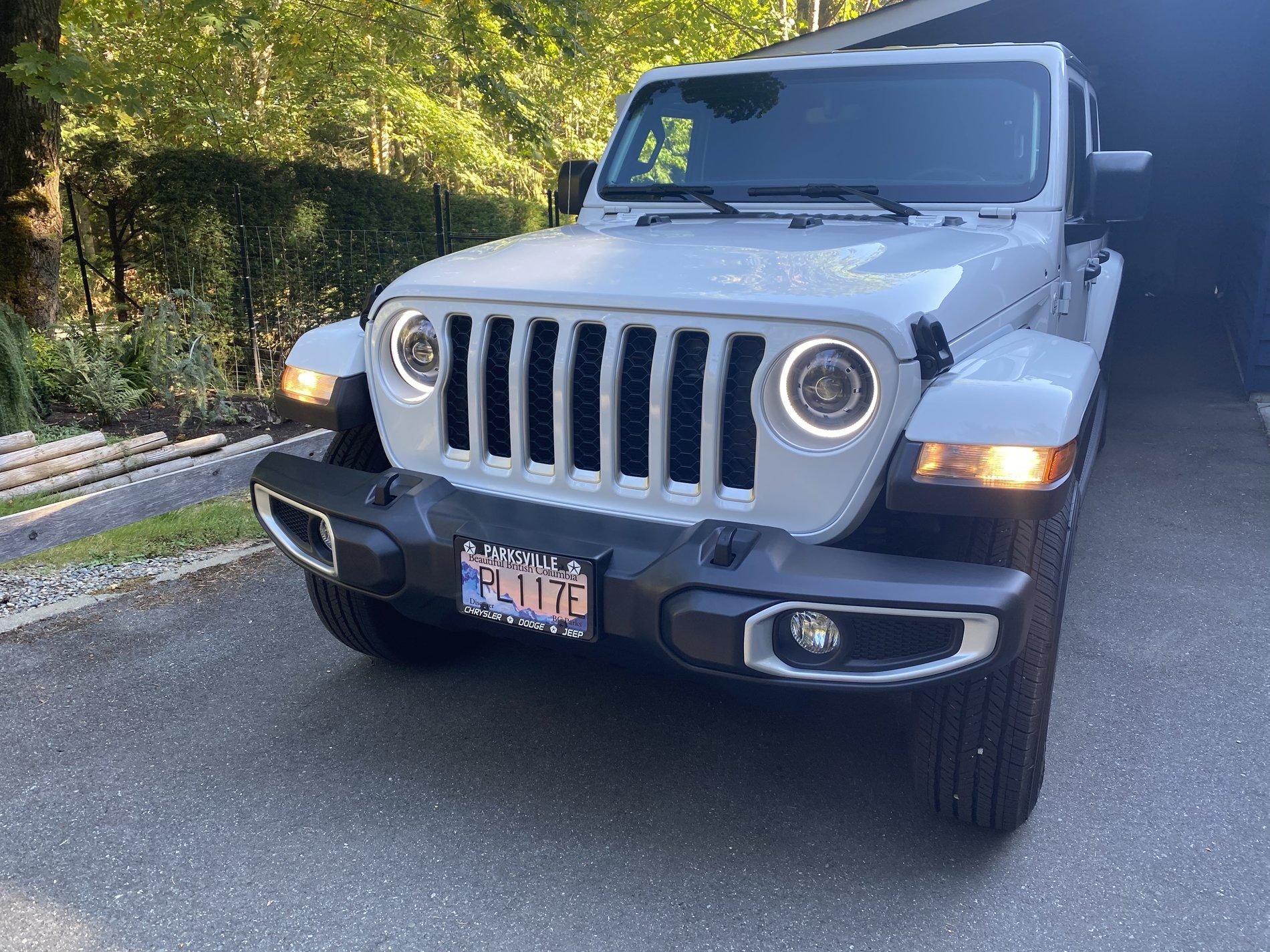 Jeep Gladiator Installed Oracle Oculus Bi-LED headlights..and Fog lights and Diode Dynamics side marker bulbs 9974DCBD-F983-46CE-971E-13CC16751304