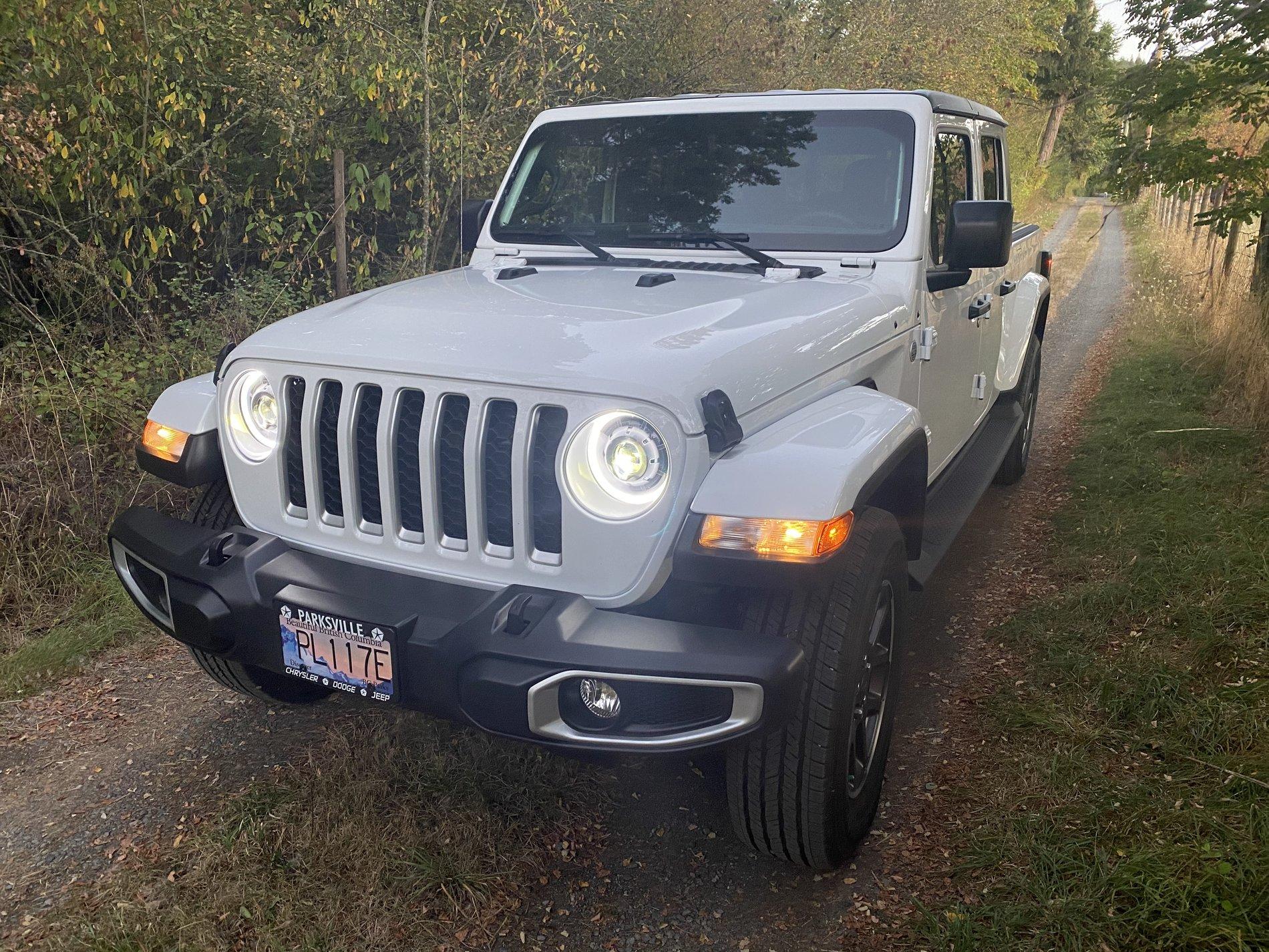 Jeep Gladiator Installed Oracle Oculus Bi-LED headlights..and Fog lights and Diode Dynamics side marker bulbs 545DC7EB-E524-4812-9155-F39DAA112C14