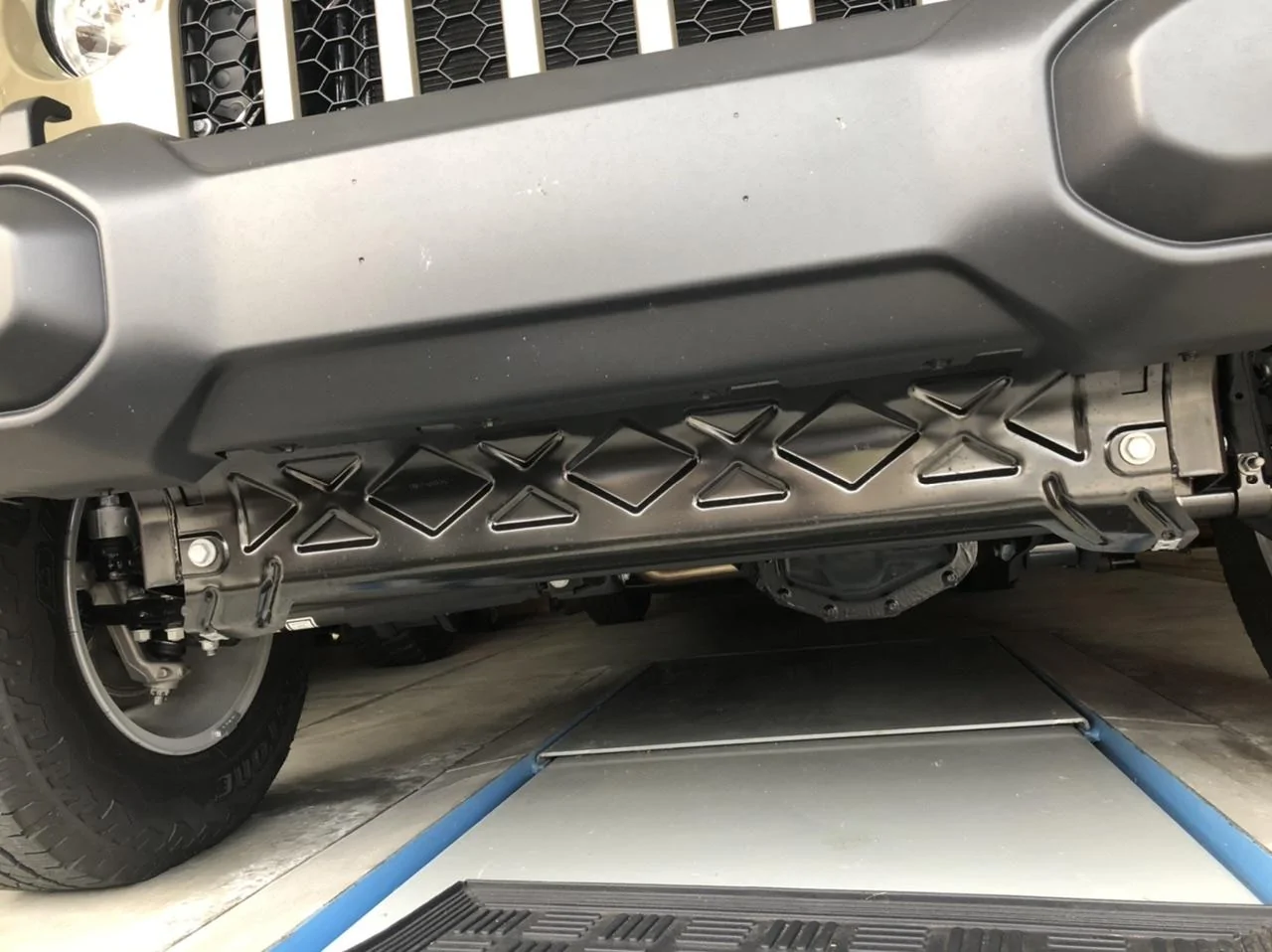Jeep Gladiator Bumper install 04031B0A-D353-48D0-A9B7-F175FFACD31E