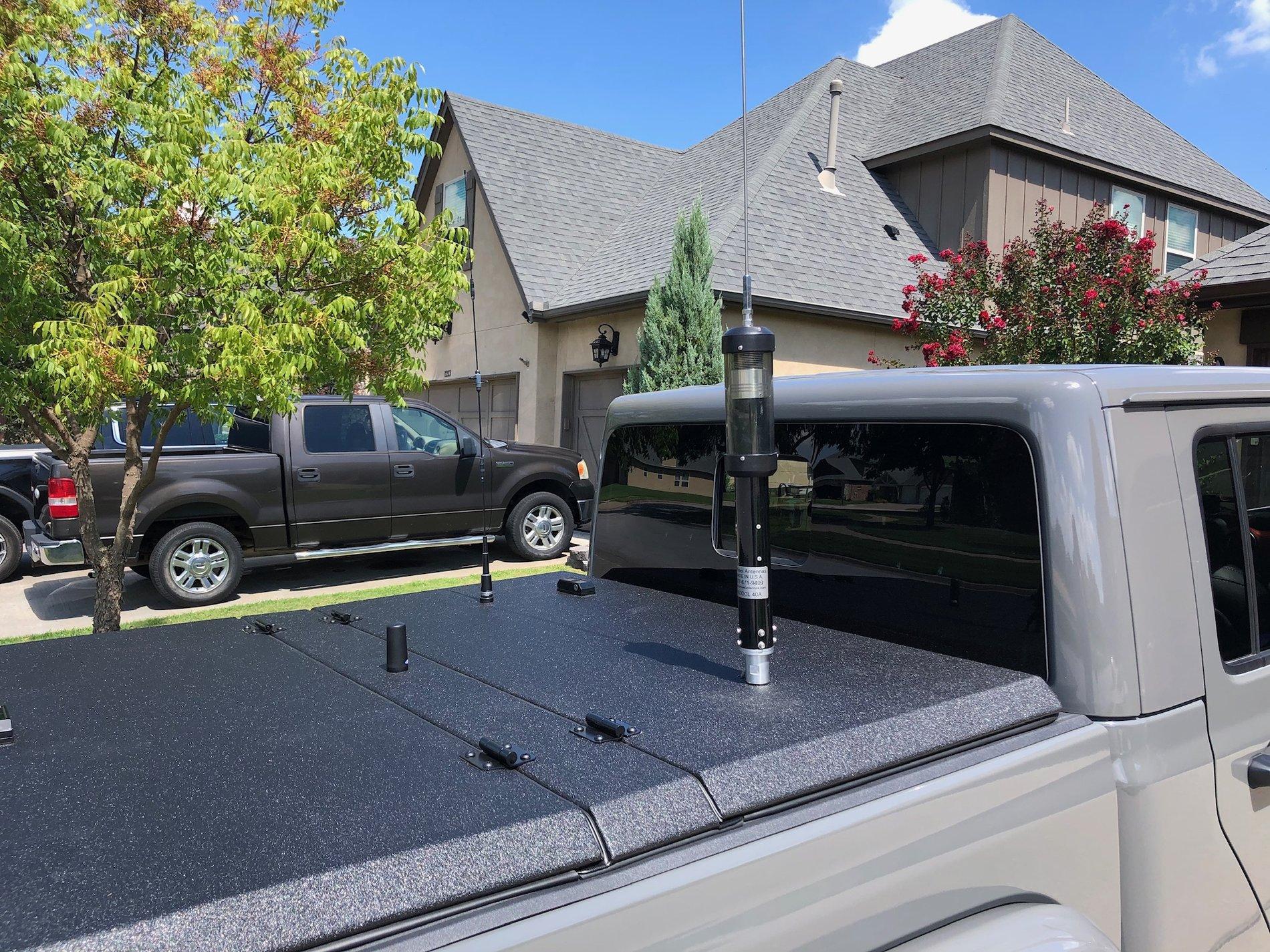 Jeep Gladiator Ham radio install IMG_2328.JPG