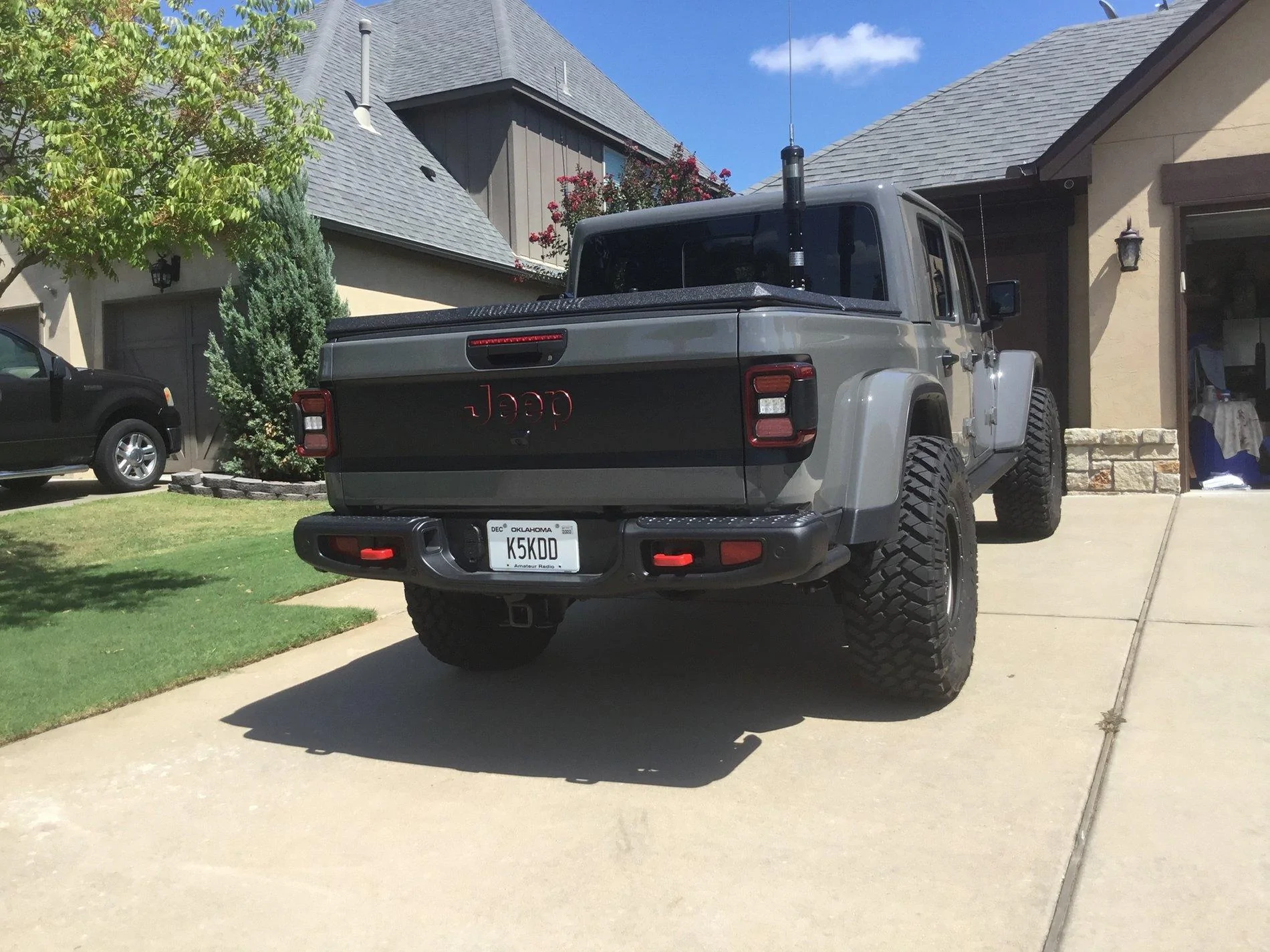 Jeep Gladiator Ham radio install IMG_1103