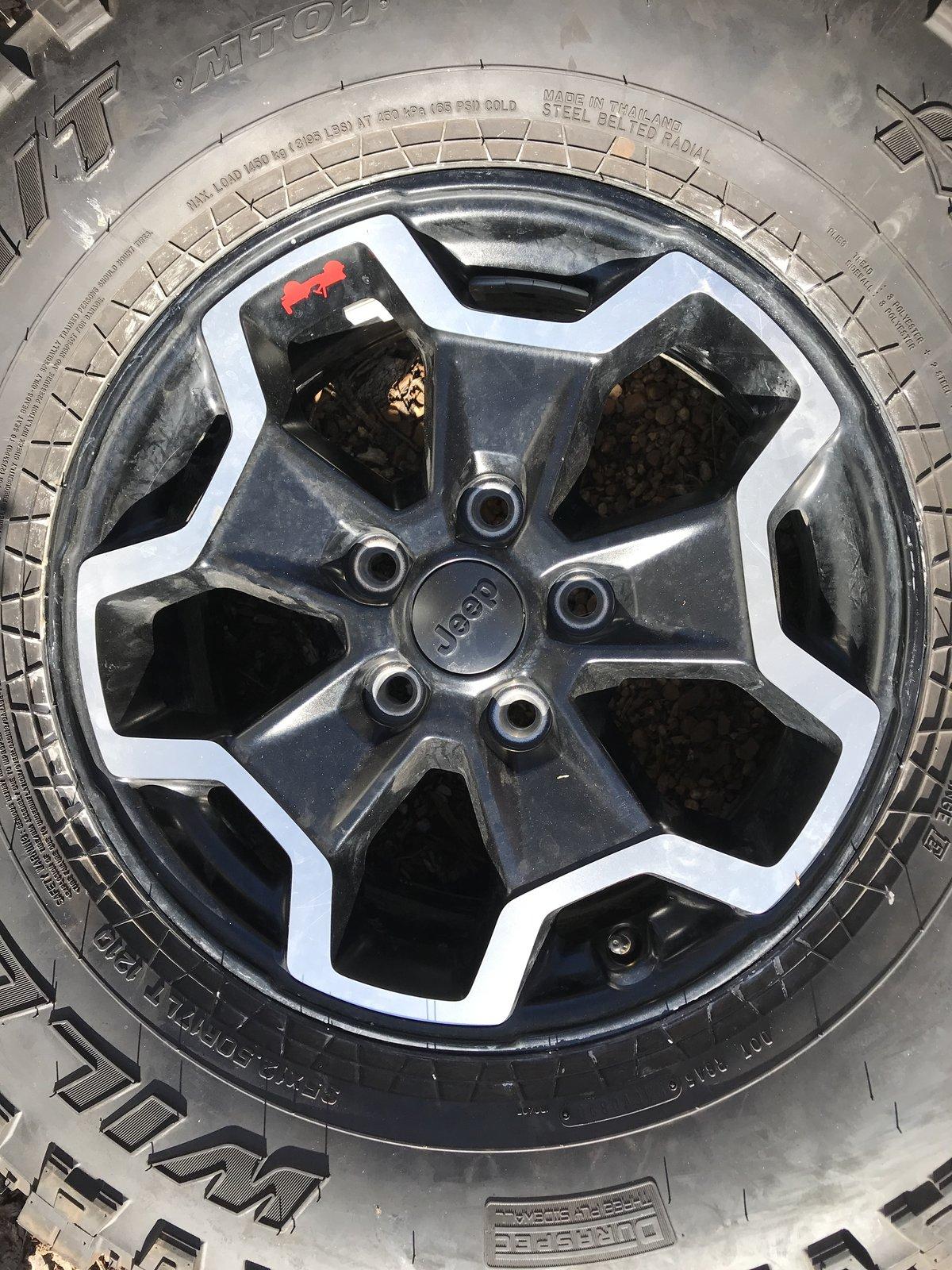 Jeep Gladiator 17 inch Rubicon Wheels and 35 inch Falken Wildpeak M/Ts set of 5 0E360D66-7D8E-4C1B-B76D-5C7BF39C15F5
