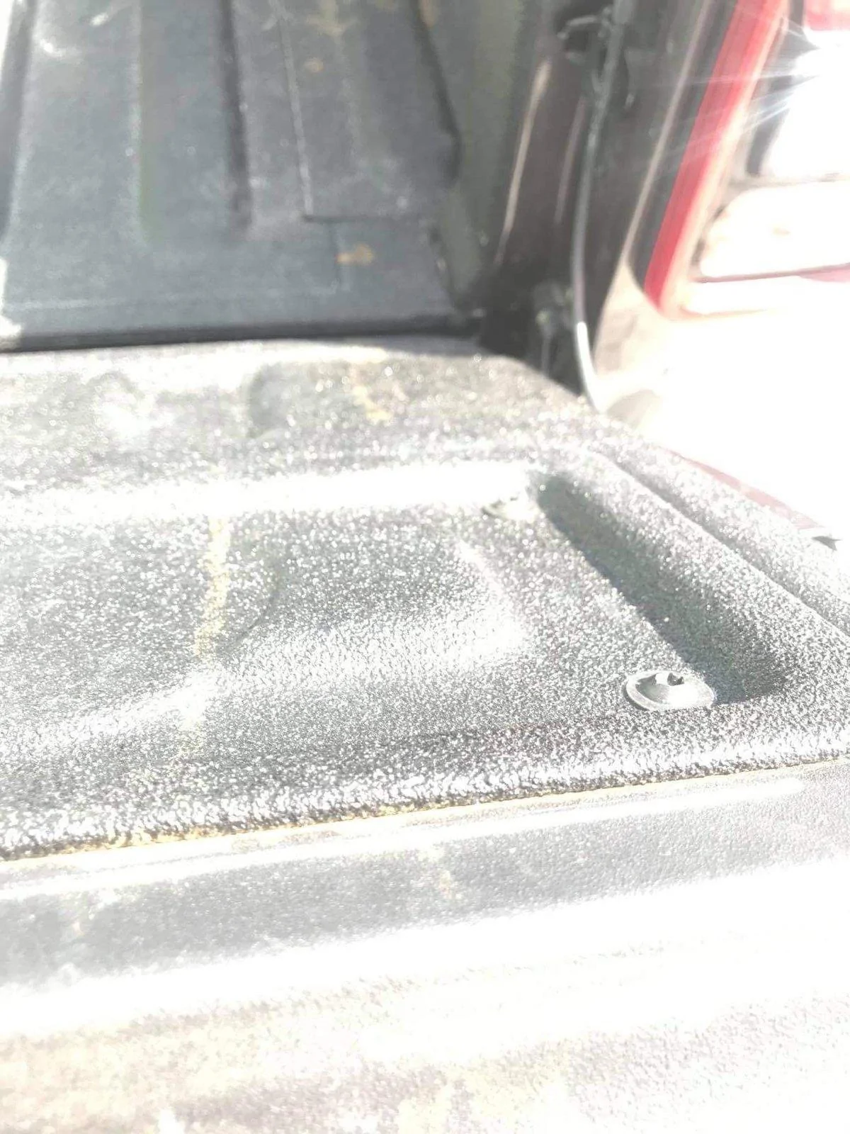 Jeep Gladiator Rust - Tailgate Area rust 7