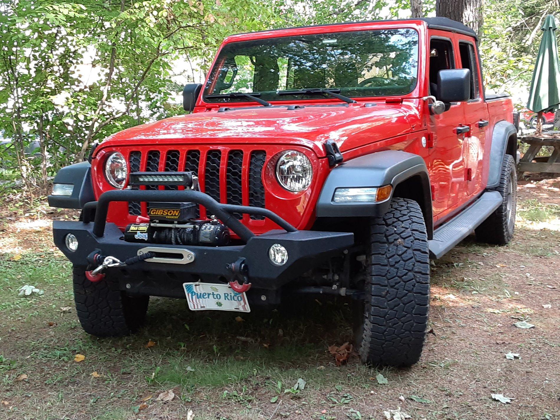 Jeep Gladiator Front plates on new Gladiator 20200908_120545