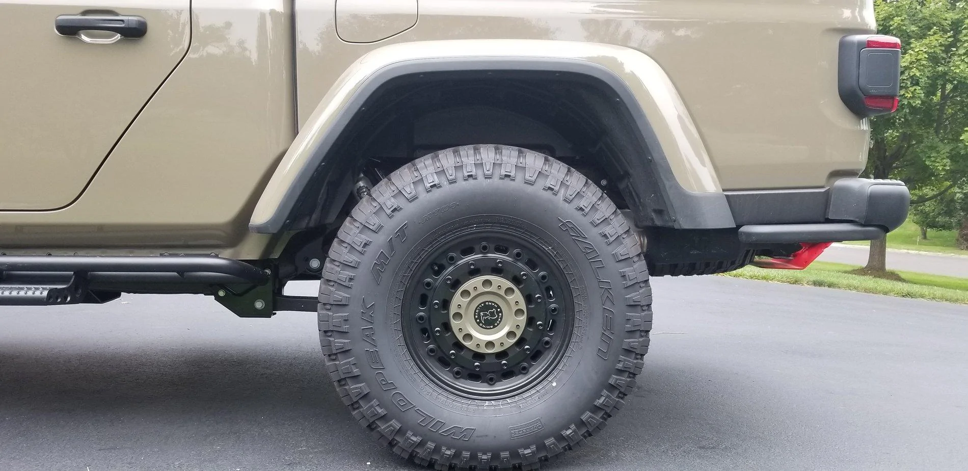 Jeep Gladiator Painted my center caps... 672C5B35-718F-4687-B3BF-FBE1DF8EFFEF