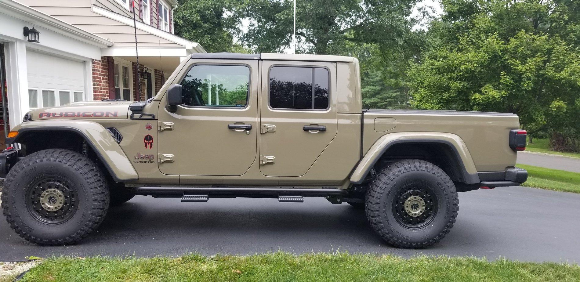 Jeep Gladiator Painted my center caps... 3E2B9078-E7BD-4677-9278-EF1CF410A0F3