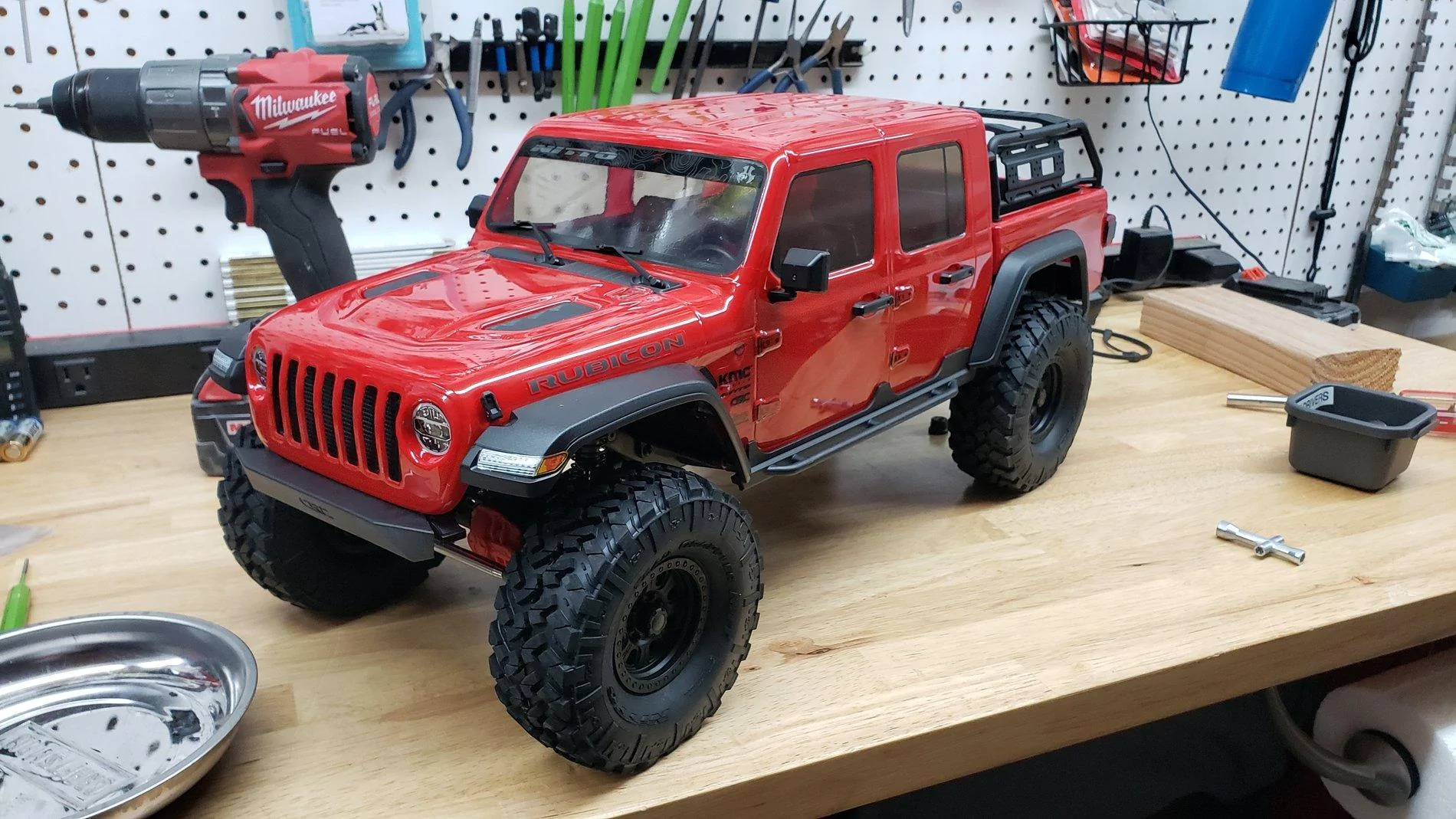 Jeep Gladiator Axial Racing Jeep Gladiator 1/10 Scale RC Rock Crawler 20200910_213715