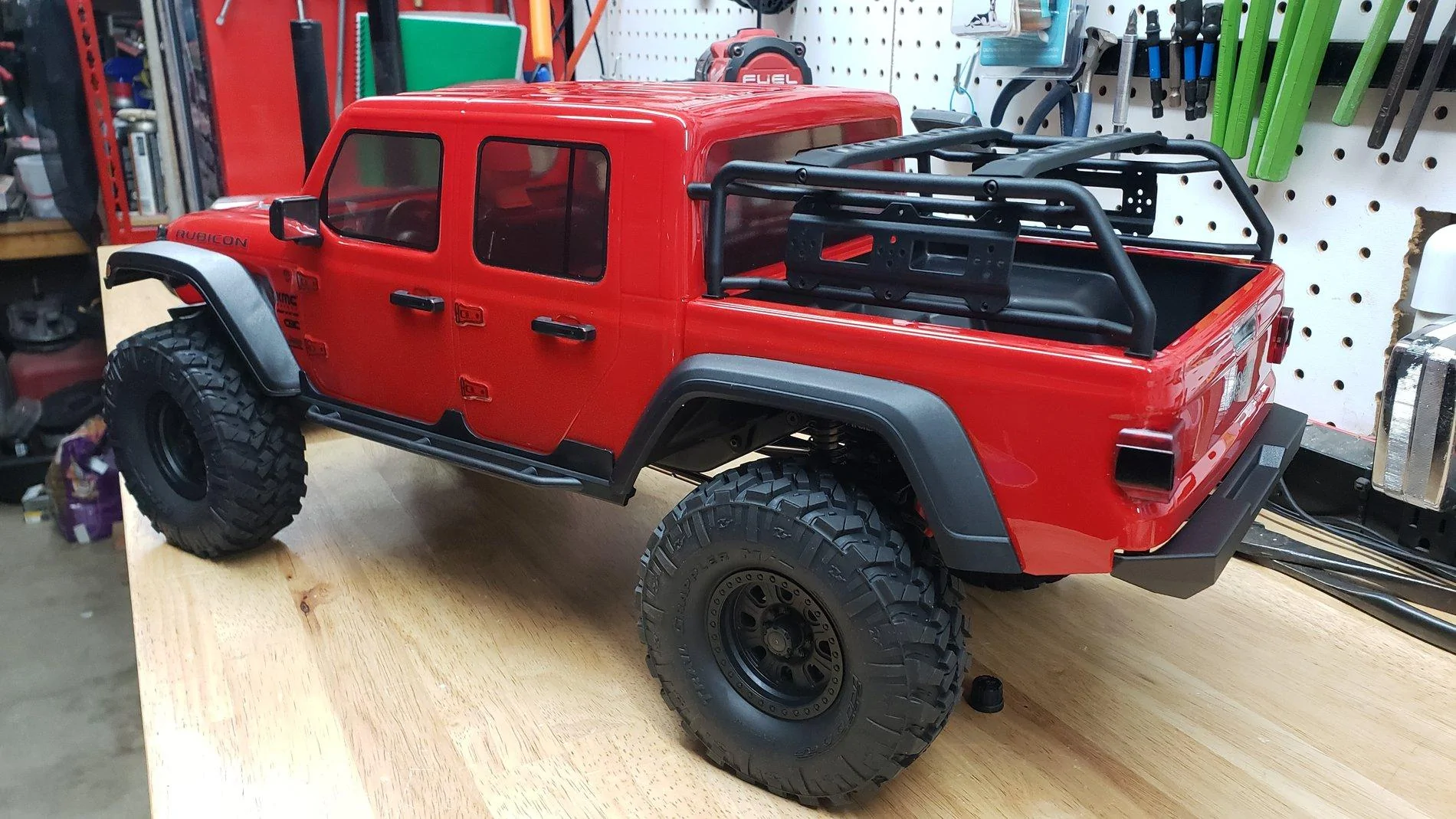 Jeep Gladiator Axial Racing Jeep Gladiator 1/10 Scale RC Rock Crawler 20200910_213739
