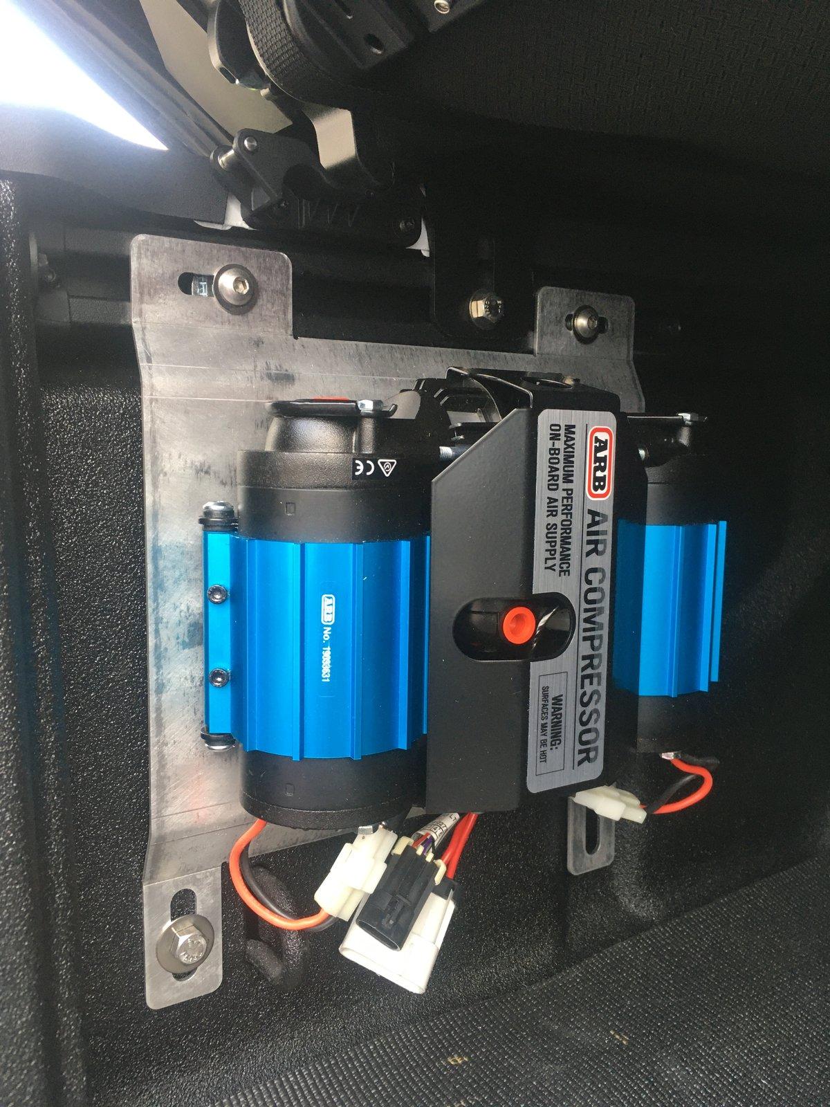 Jeep Gladiator 813 Fabrication & Design Gladiator ARB Compressor Mounts, MOLLE Panels & More! IMG_4180.JPG