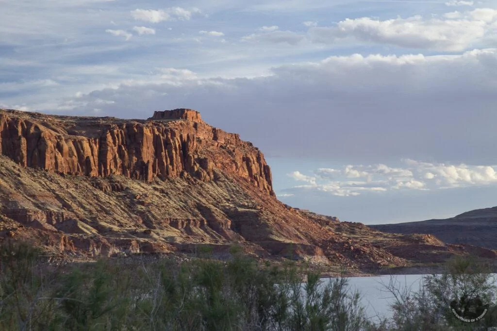 Jeep Gladiator Adventures of Etoimos Loves_Lake_Powell-2197-1024x682
