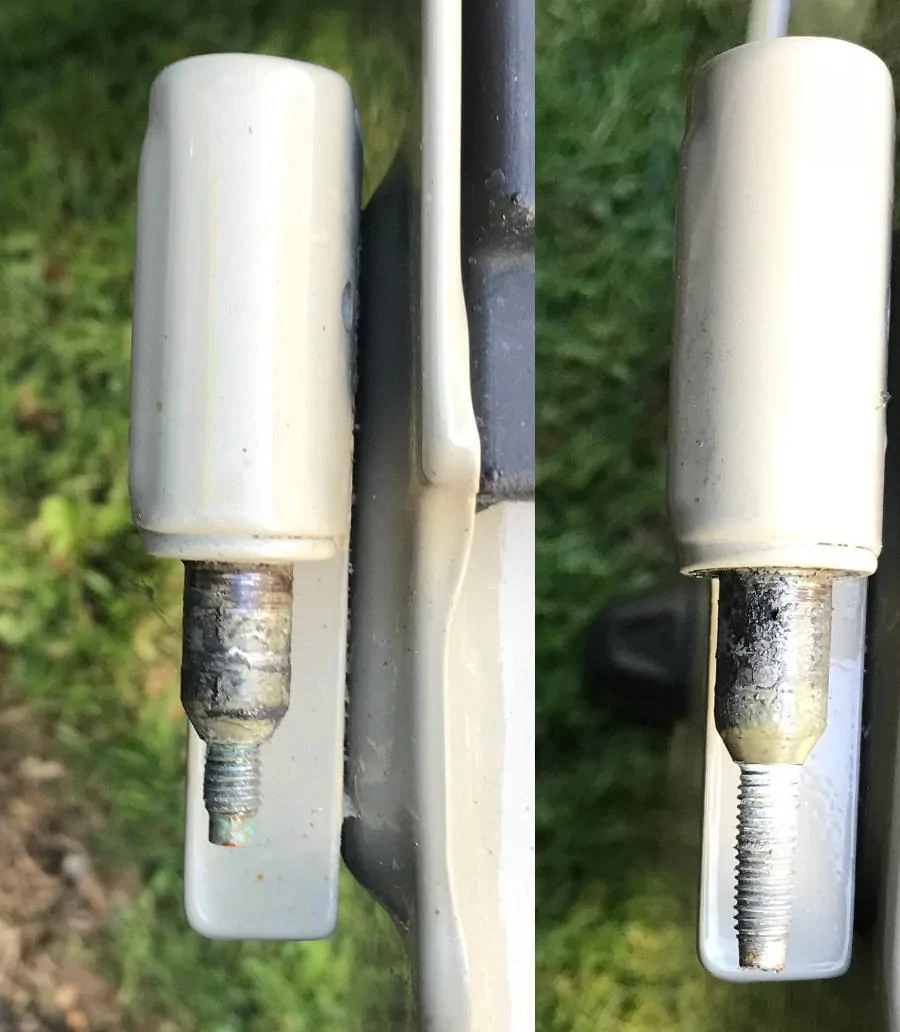 Jeep Gladiator Put doors back on, T50 bolt won't go entirely in hinges