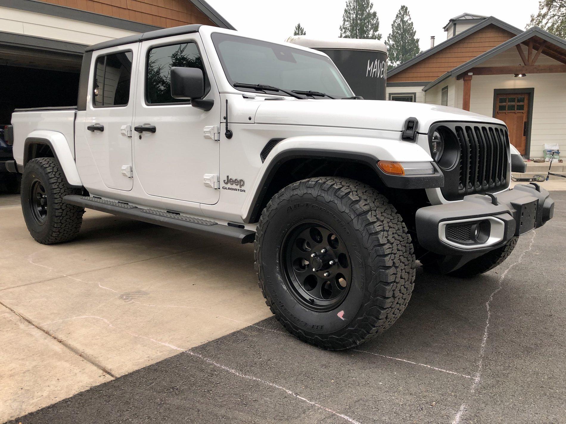 Jeep Gladiator Looking at running BFG K02 315/70r17 in C Load Range, any experience with this combination? 06C99C86-FC36-4036-9B26-E8E89DAF112F