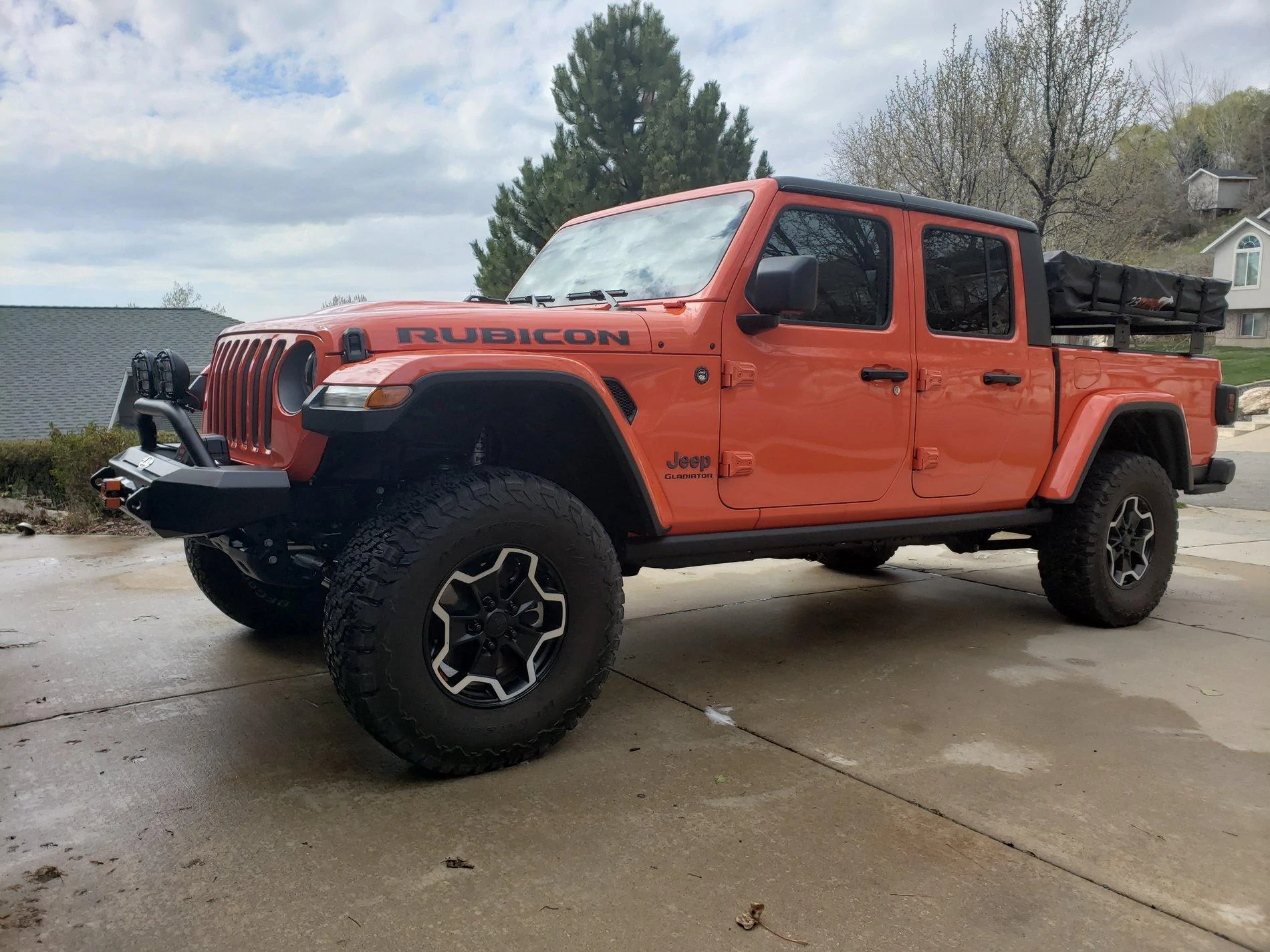 Jeep Gladiator 2020 Gladiator Rubicon Punk'n manual transmission + extras 20200401_154221