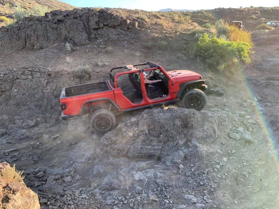 Jeep Gladiator EVO vs Clayton vs Rebel? 117326426_10220579302624107_7332537218724372092_n