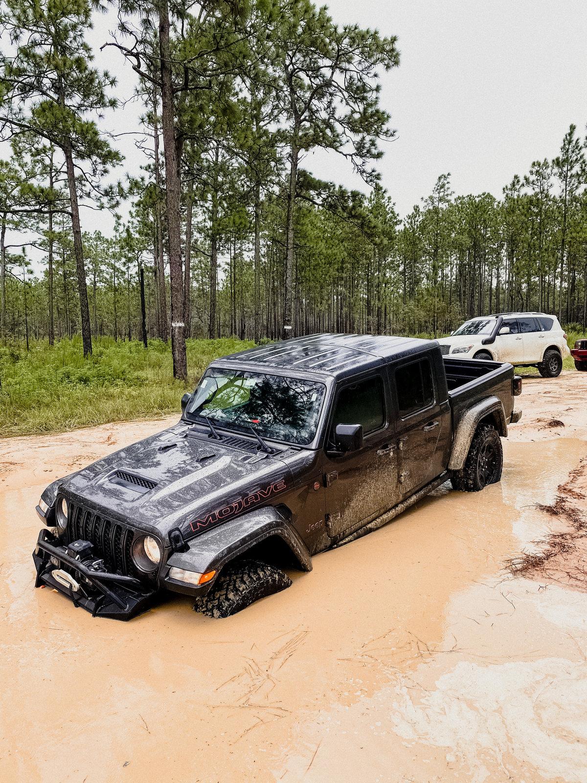 Jeep Gladiator Two Mojaves and a Rubicon walk into a bar..... 43B26FCF-4926-4316-8F03-D65BCCE7D4CE