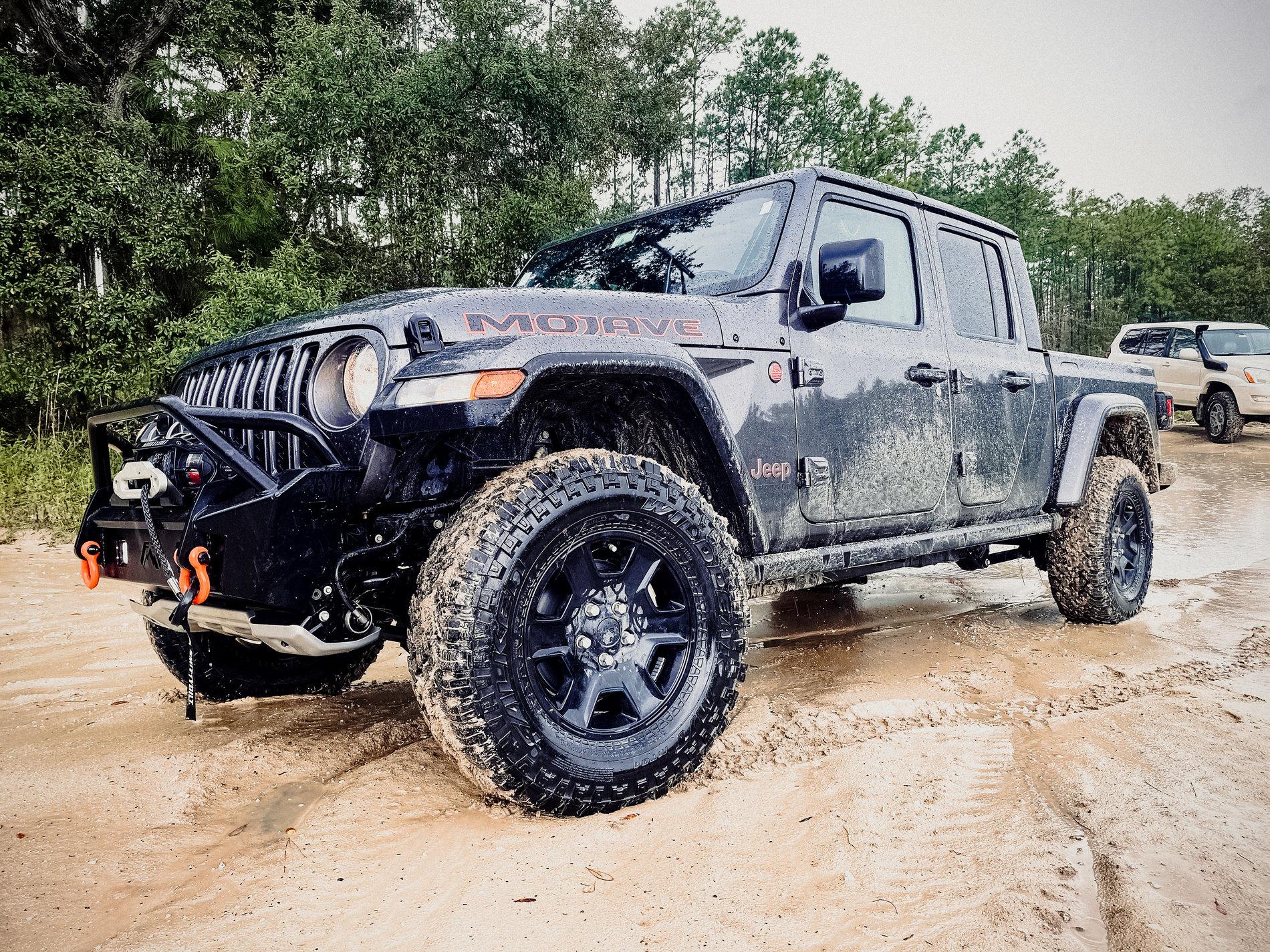 Jeep Gladiator Two Mojaves and a Rubicon walk into a bar..... 730185D1-857D-4168-B5FB-953EA088D9B3