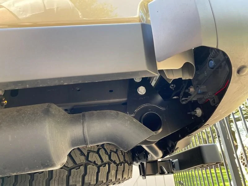Jeep Gladiator Installing Mopar Rear Bed Rock Rails on Overland and Sport Gladiators i-NRD6dx4-L