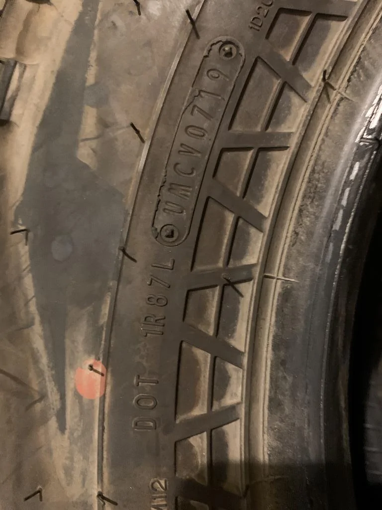 Jeep Gladiator FS: Set of 5 Falken Wildpeak MT, 285/70/17, 8,000 mi, $500 1LGntSY