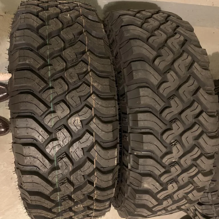 Jeep Gladiator FS: Set of 5 Falken Wildpeak MT, 285/70/17, 8,000 mi, $500 VUQrBxT