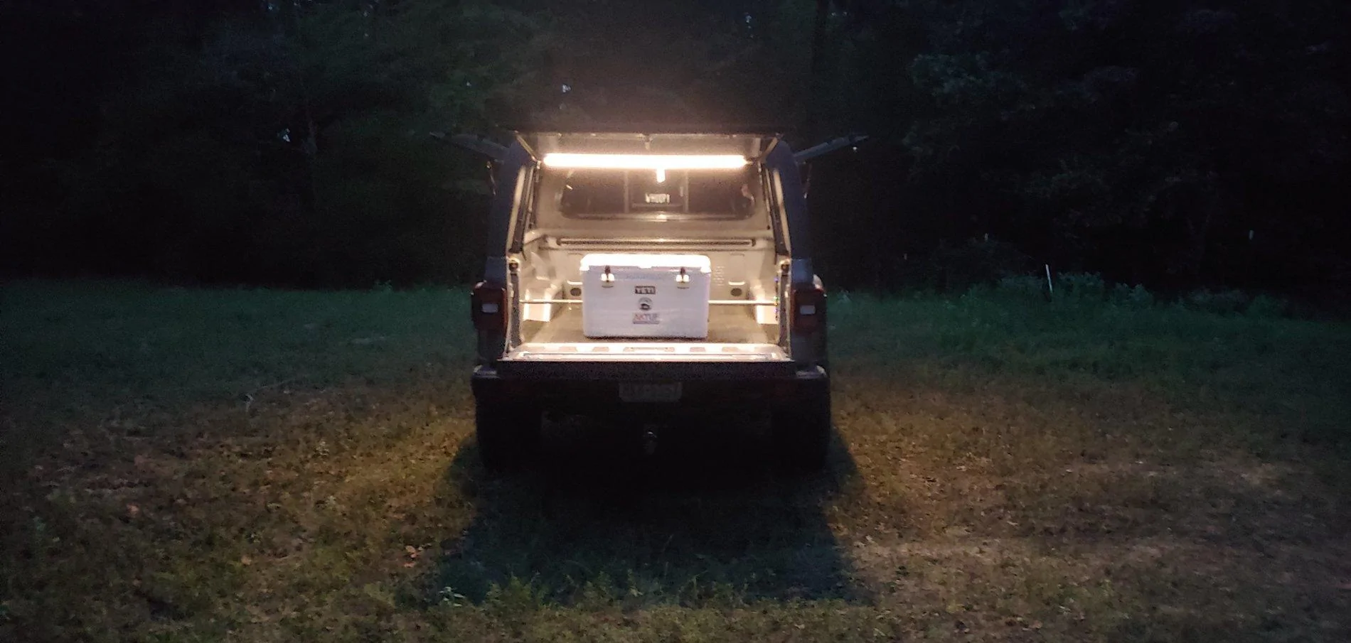 Jeep Gladiator Lights and power in my ARE shell 0913201946_HDR