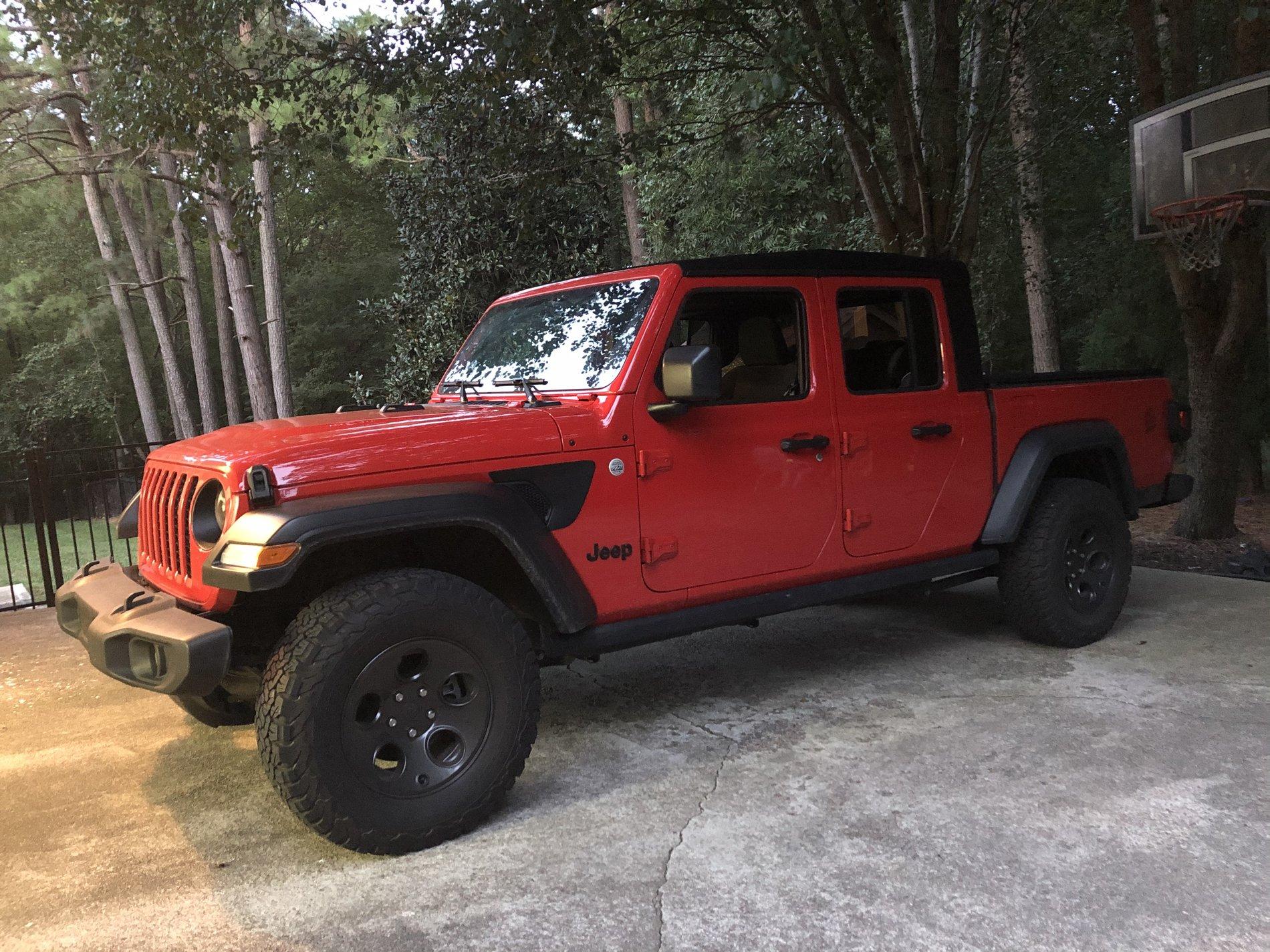 Jeep Gladiator Stickers and decal pics! 192FD3AB-145B-404A-89F7-F0C87D26E745