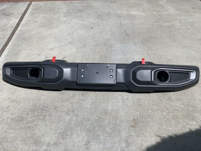 Jeep Gladiator Plastic Rubicon front bumper 30FE7AC1-CCB6-4511-B83B-1AC6D75D8650