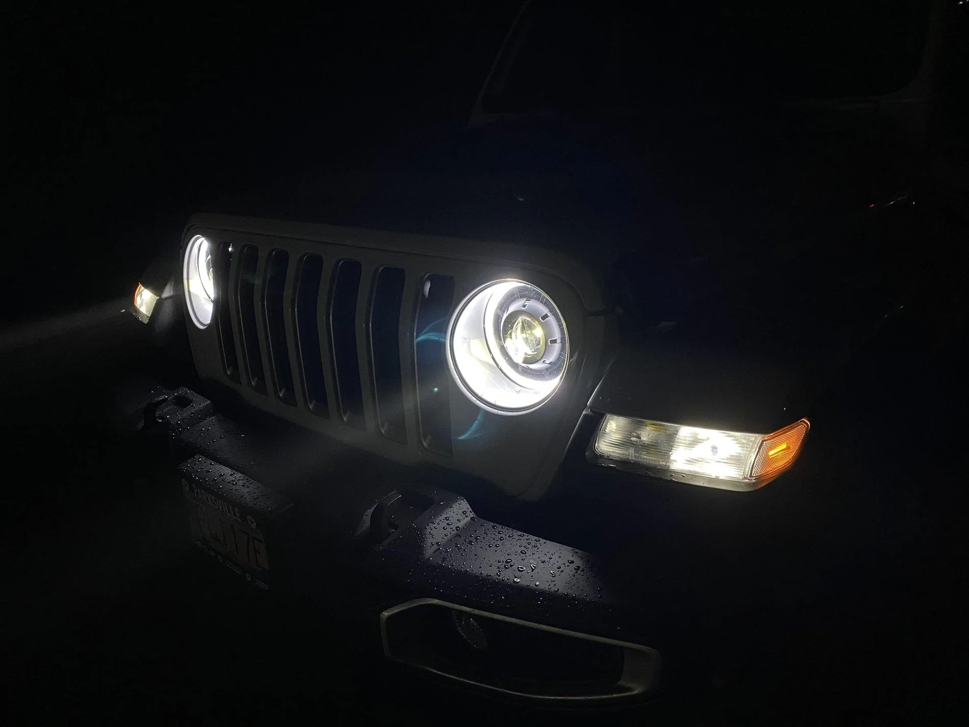Jeep Gladiator Installed Oracle Oculus Bi-LED headlights..and Fog lights and Diode Dynamics side marker bulbs 095C67D8-C76E-43D1-B351-23D644768FA2