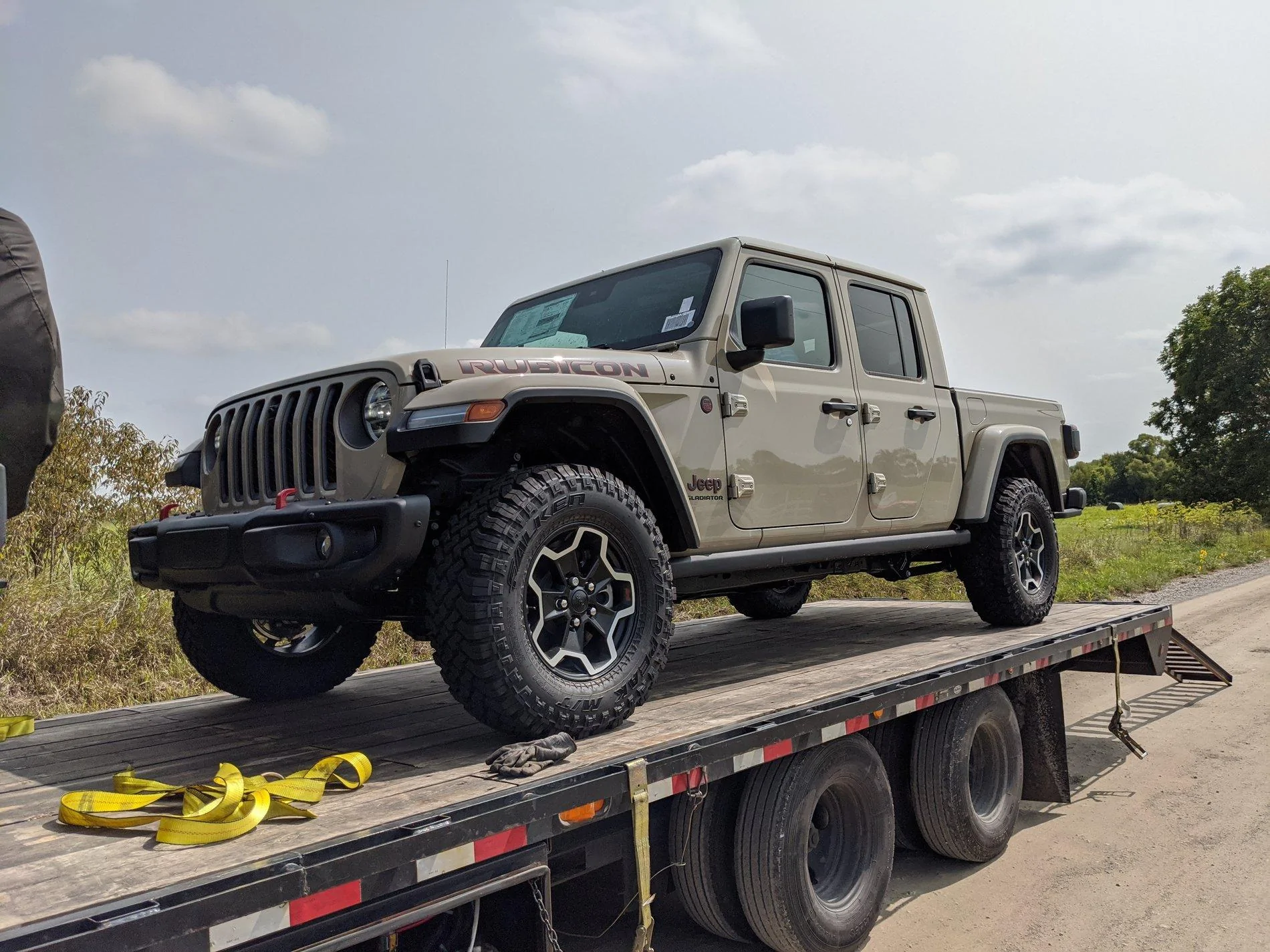 Jeep Gladiator Has anyone bought a gladiator lately, in stock off the lot? IMG_20200912_135216