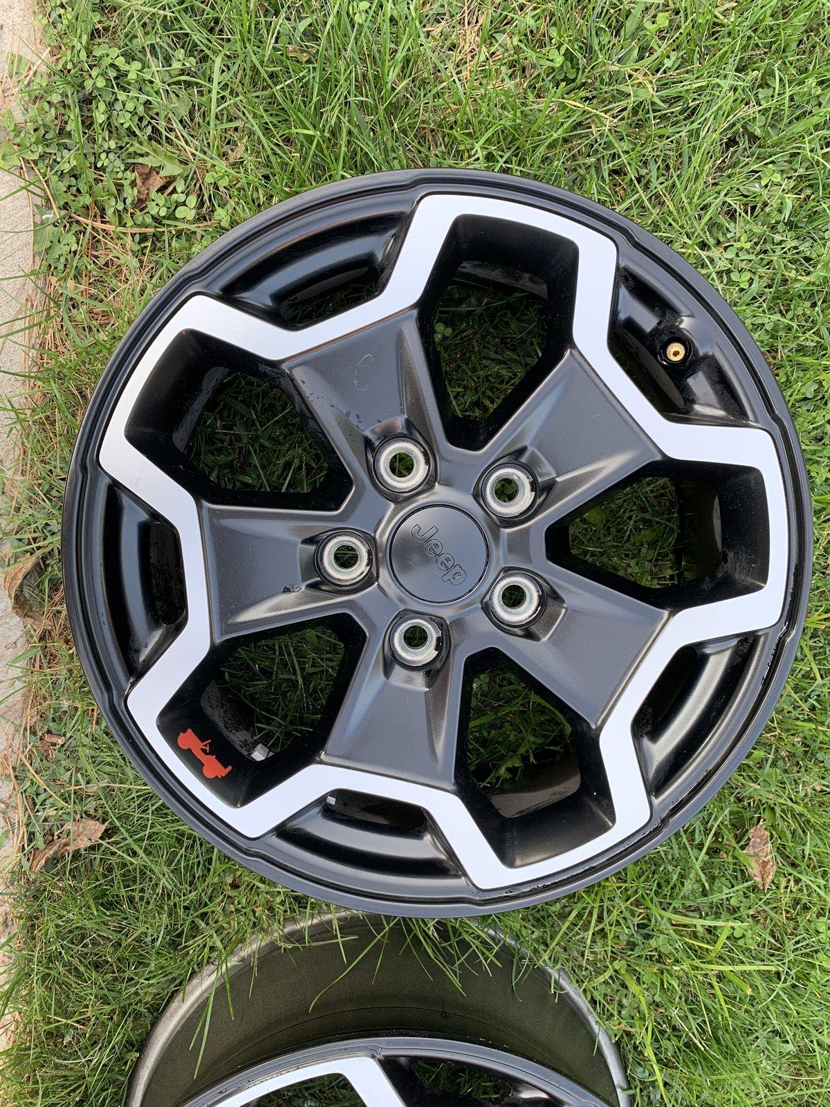 Jeep Gladiator SOLD -- Set of Four OEM Black Polished Rubicon Wheels and One Spare Wheel - $550 BF24EA86-0BD0-489A-A78B-0C9E93A12D9D