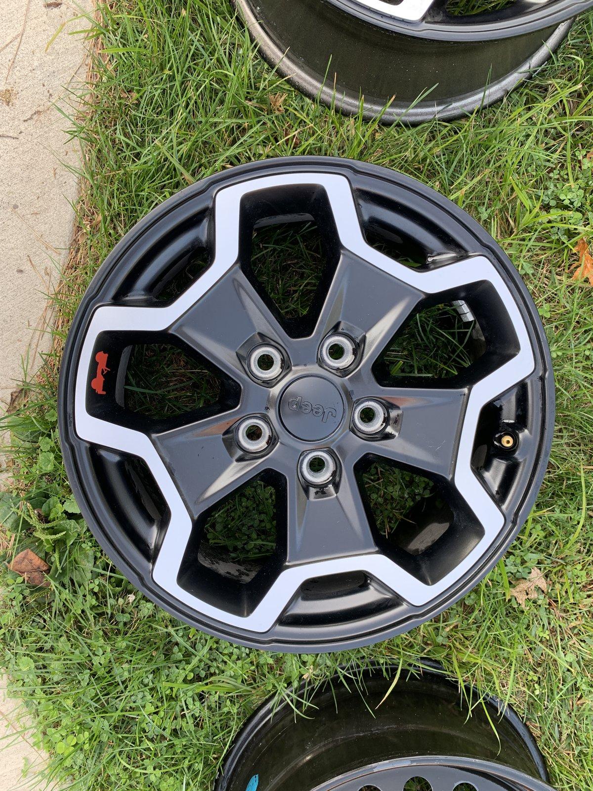 Jeep Gladiator SOLD -- Set of Four OEM Black Polished Rubicon Wheels and One Spare Wheel - $550 23E950D6-DB42-40E4-90F2-395661E0784E