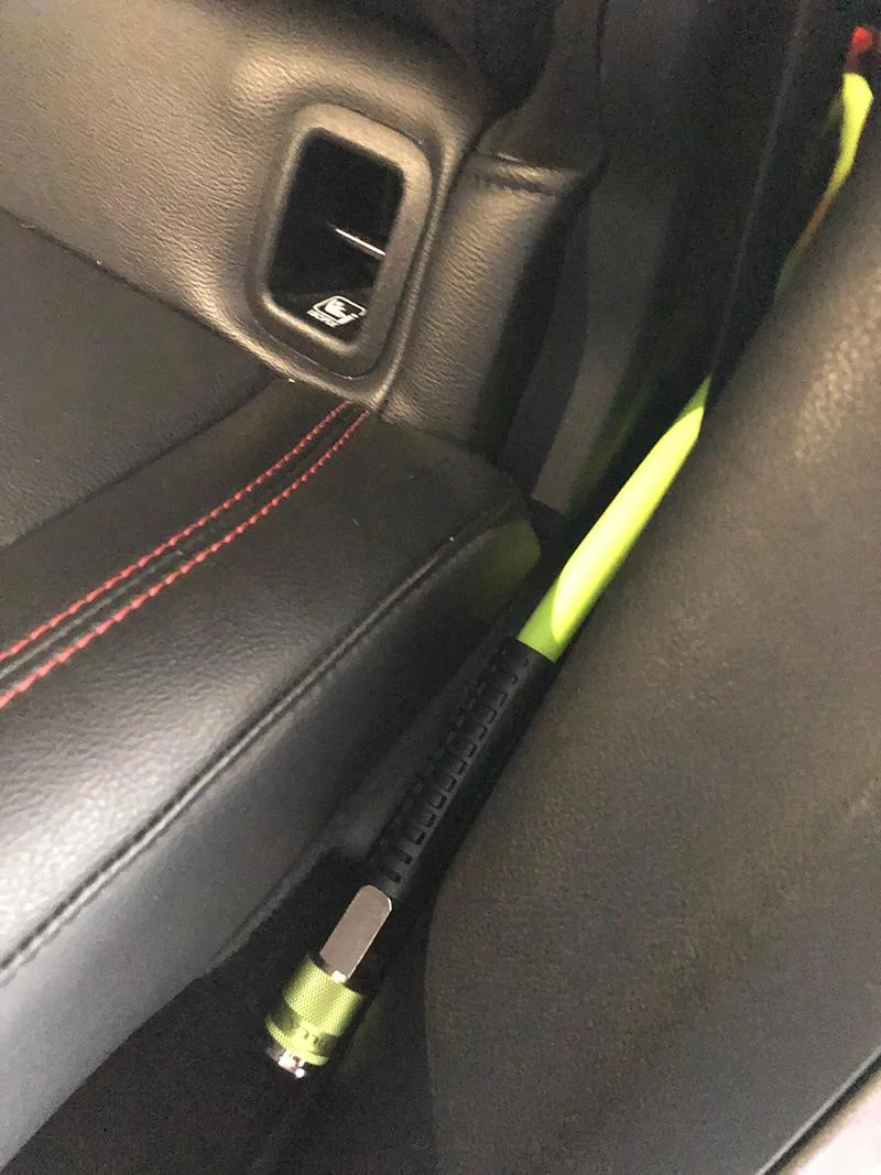 Jeep Gladiator ARB Single compressor mounted behind the rear seat 03