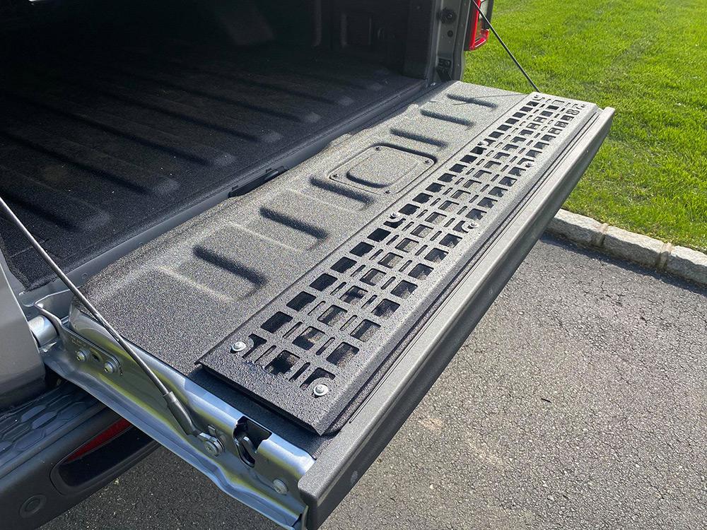 Jeep Gladiator Tailgate MOLLE panels! vito-01