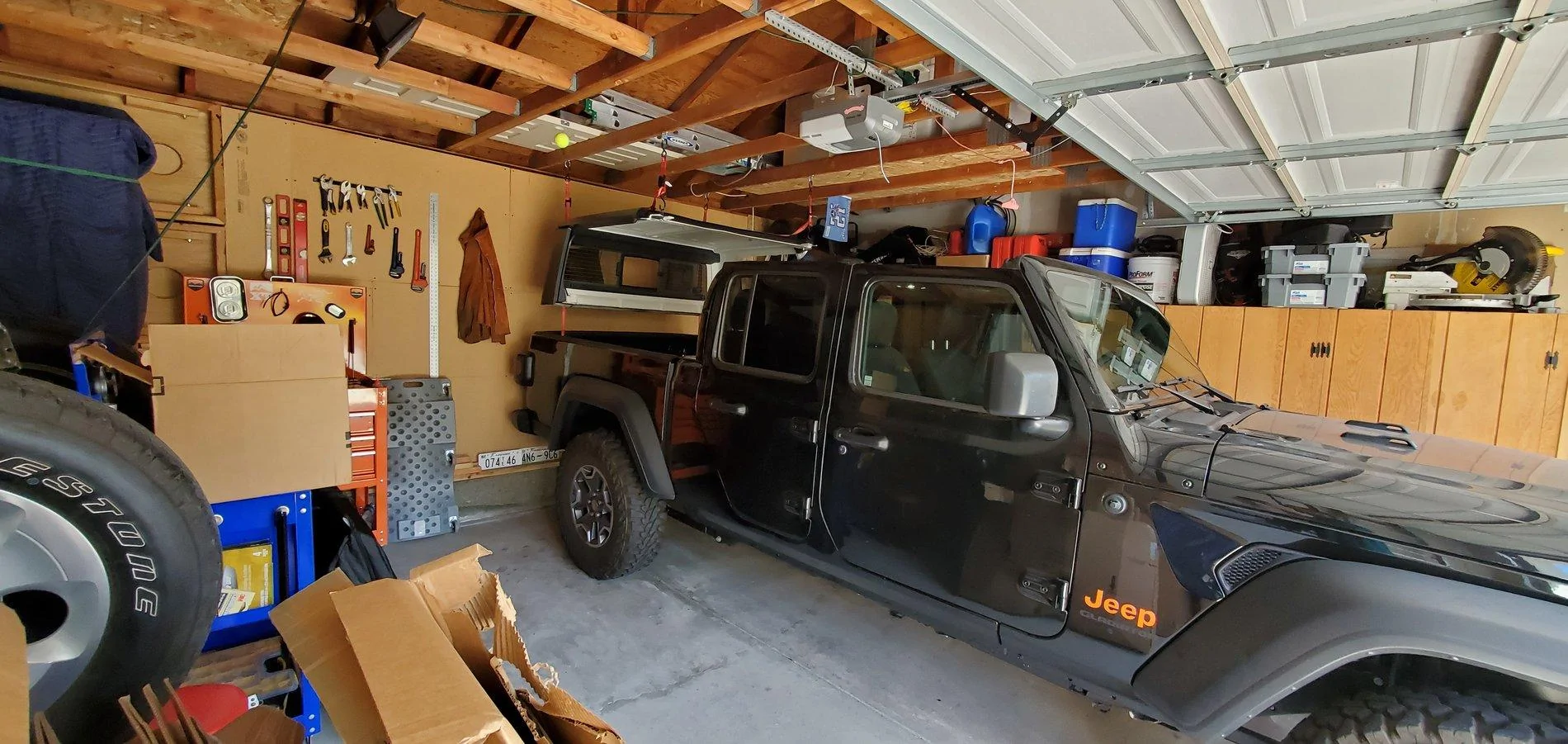 Jeep Gladiator Roof Storage 20200916_113819