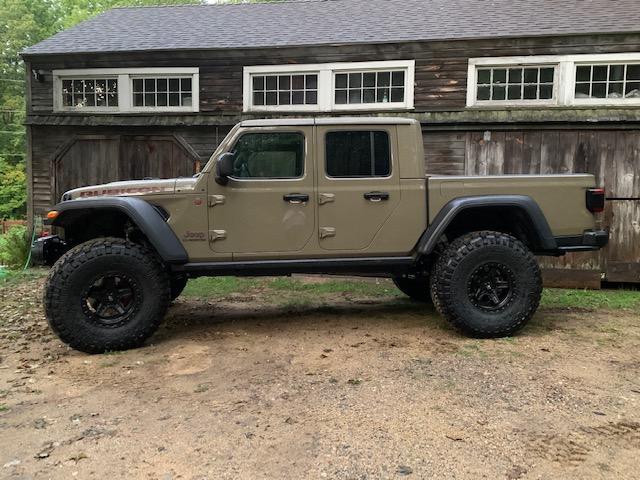 Jeep Gladiator Manual Trans?  Lift, Tires, Gears? IMG_3252
