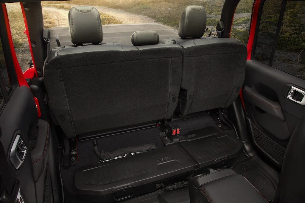 Jeep Gladiator Gladiator under seat storage? From factory? MLAM-Features-Only-a-Jeep-Truck-Could-Have-1024x683