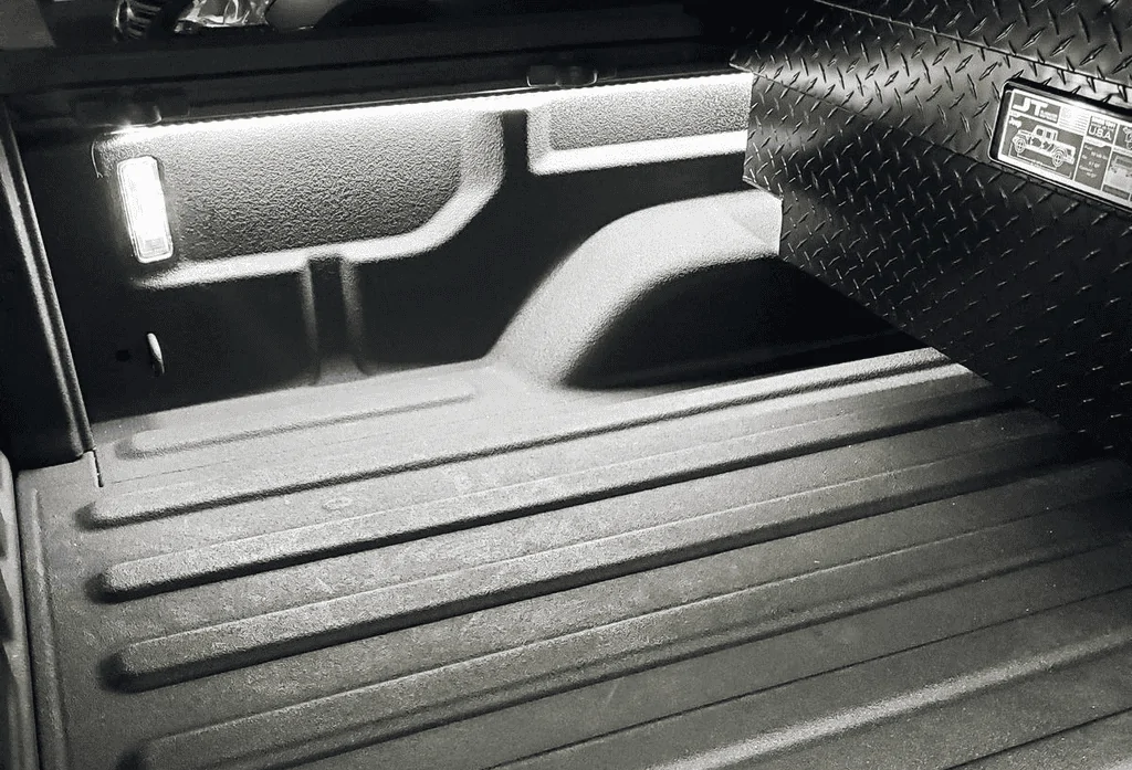 Jeep Gladiator Cargo bed side light lumens download