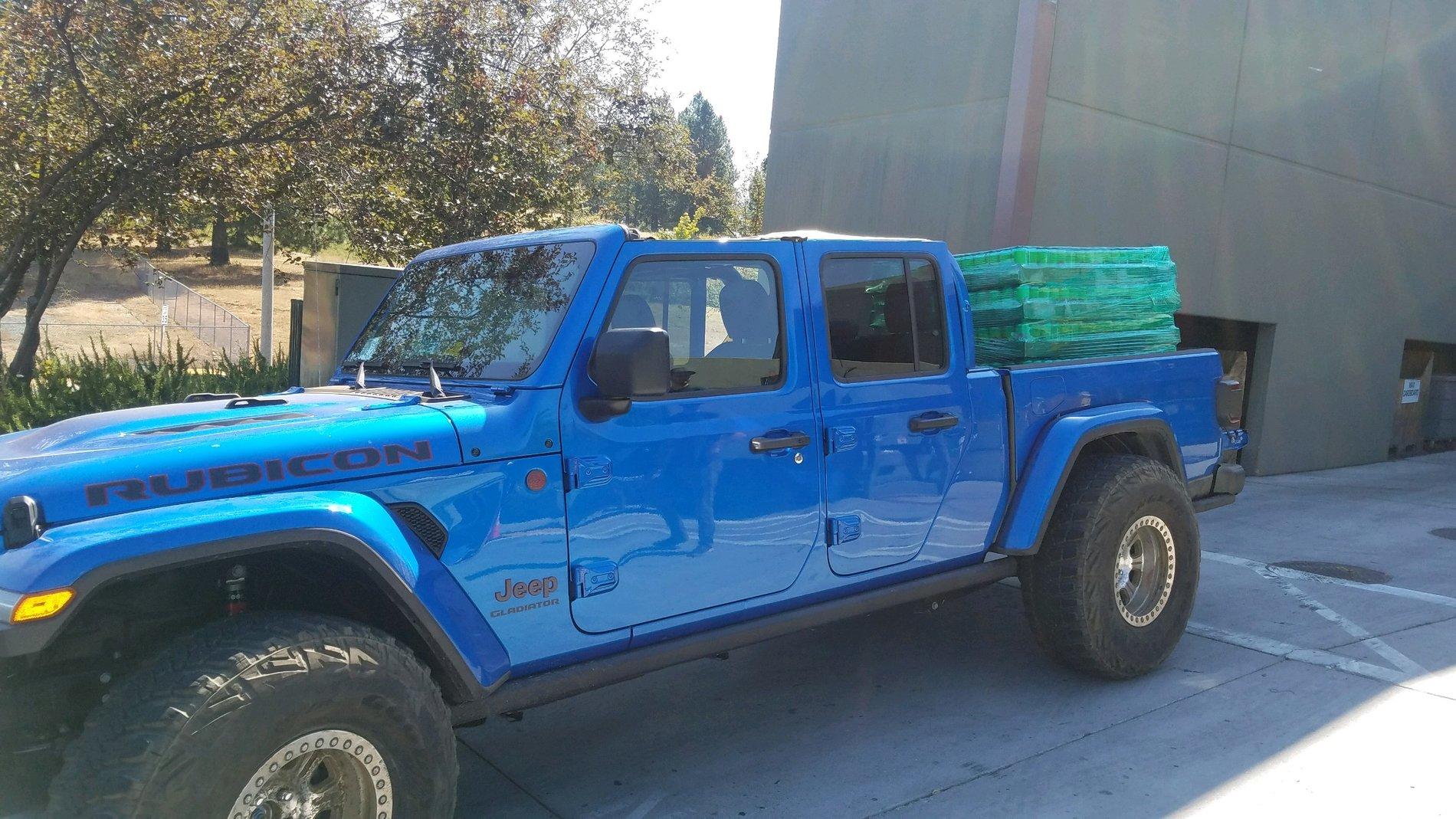 Jeep Gladiator What did you HAUL in your JT today? 20200810_102704