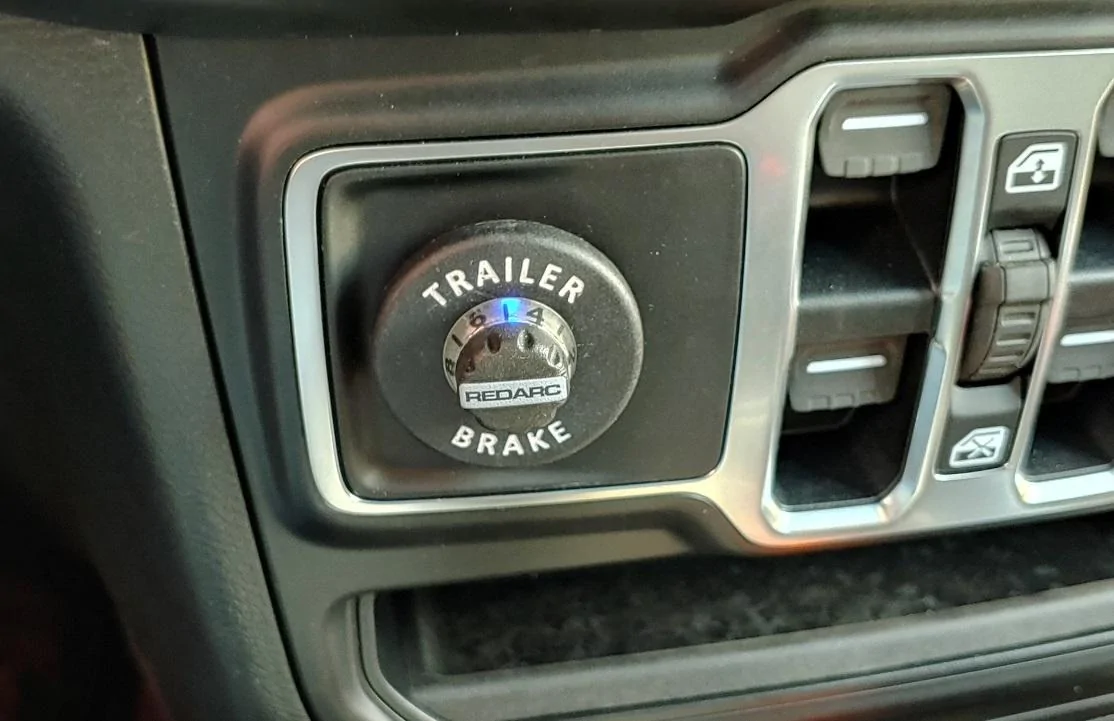 Jeep Gladiator Factory Trailer Brake Controller releases ...EDIT: STILL WAITING 18-20200915_144204_HDR