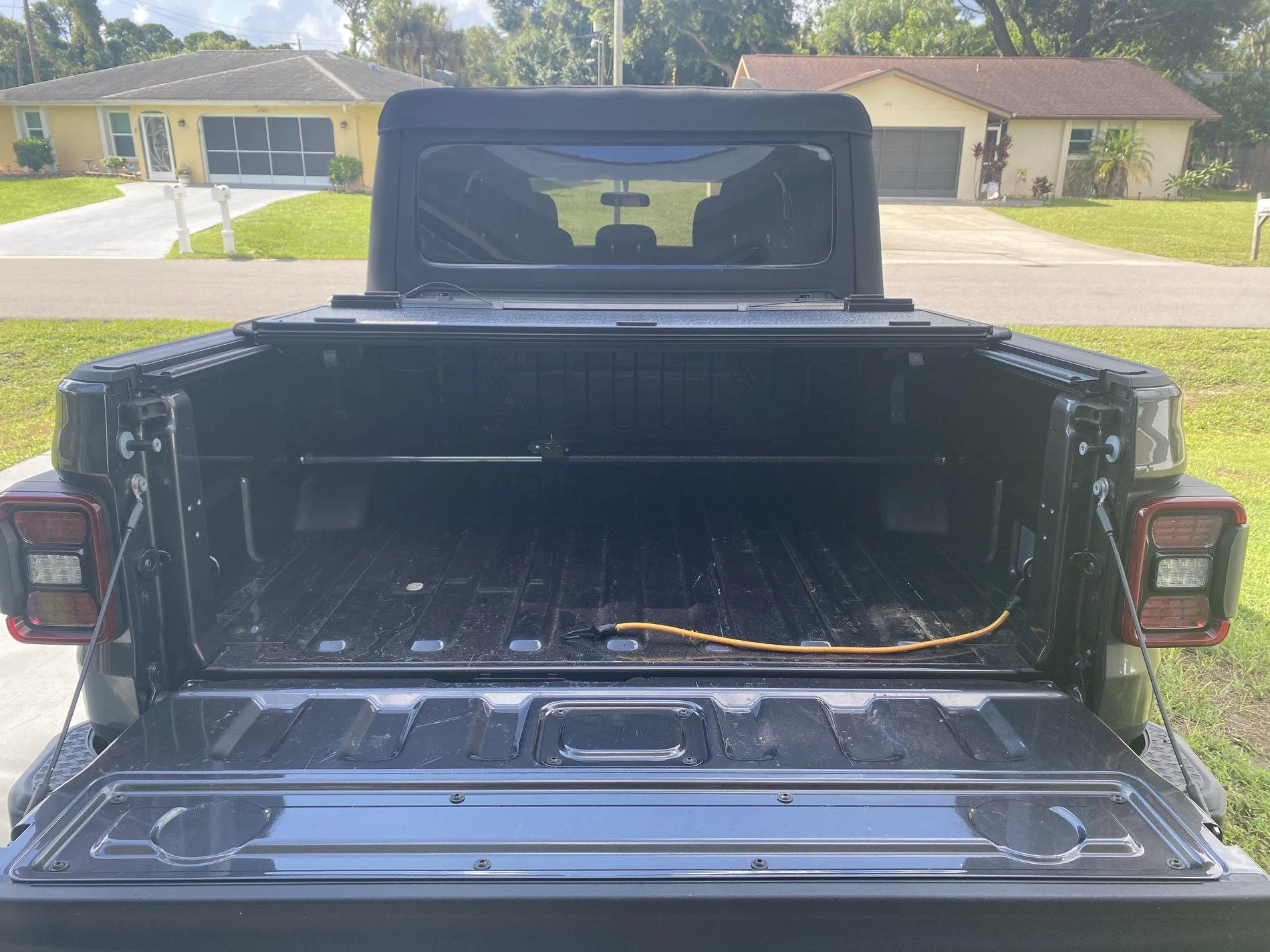 Jeep Gladiator Any JT Scuba Divers Here? F8255F3A-ABB3-4160-8995-33185E09B876