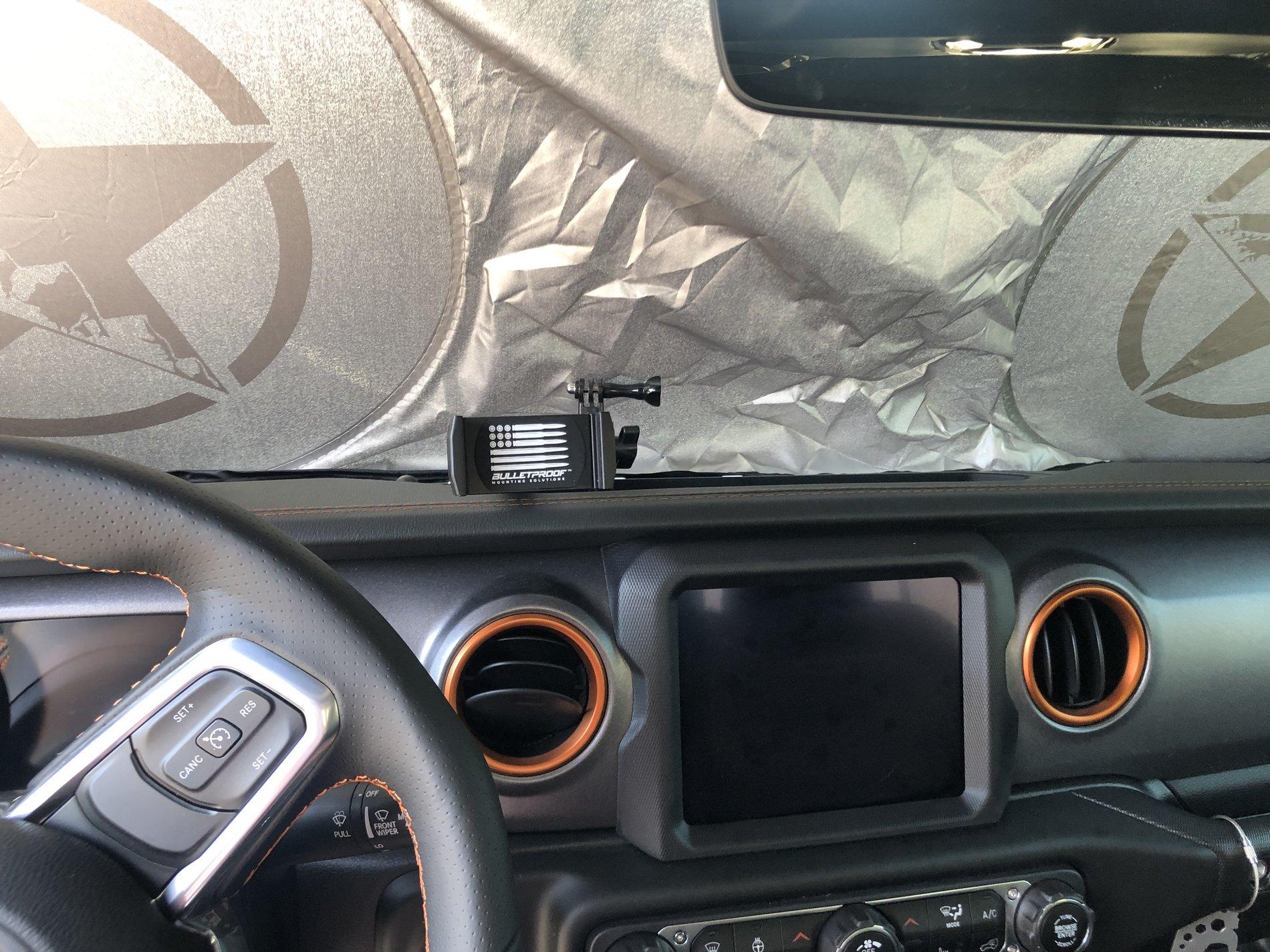 Jeep Gladiator Phone dash mount 3D5EBFE3-EEA3-4152-89E4-F06E6898789D