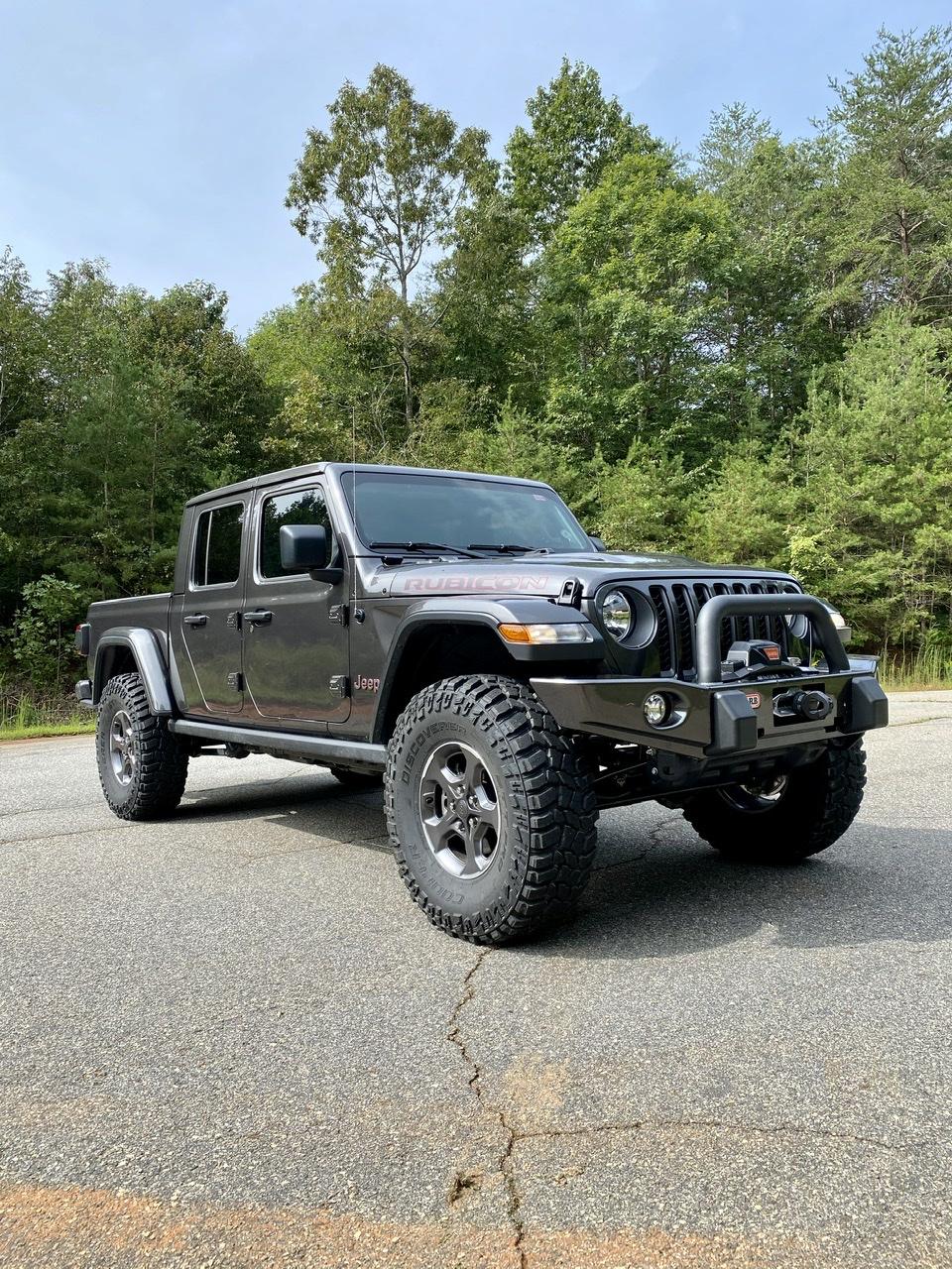 Jeep Gladiator Lets see all those Gladiators with lifts and bigger tires! B0624FCB-7DBB-472B-B4A7-01170151D175