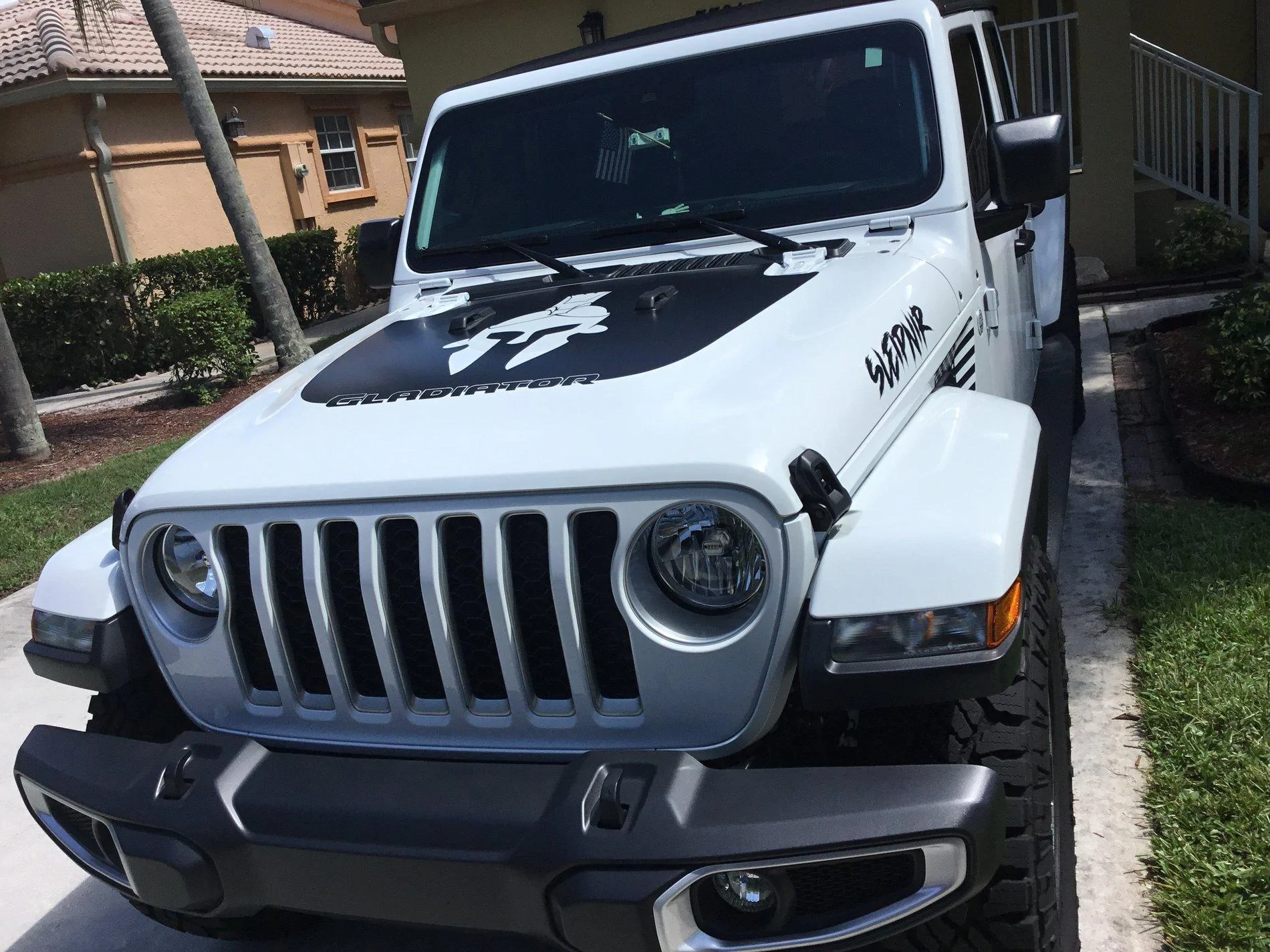 Jeep Gladiator Stickers and decal pics! 9DFE6485-B51F-4C3C-9580-B841744627CD