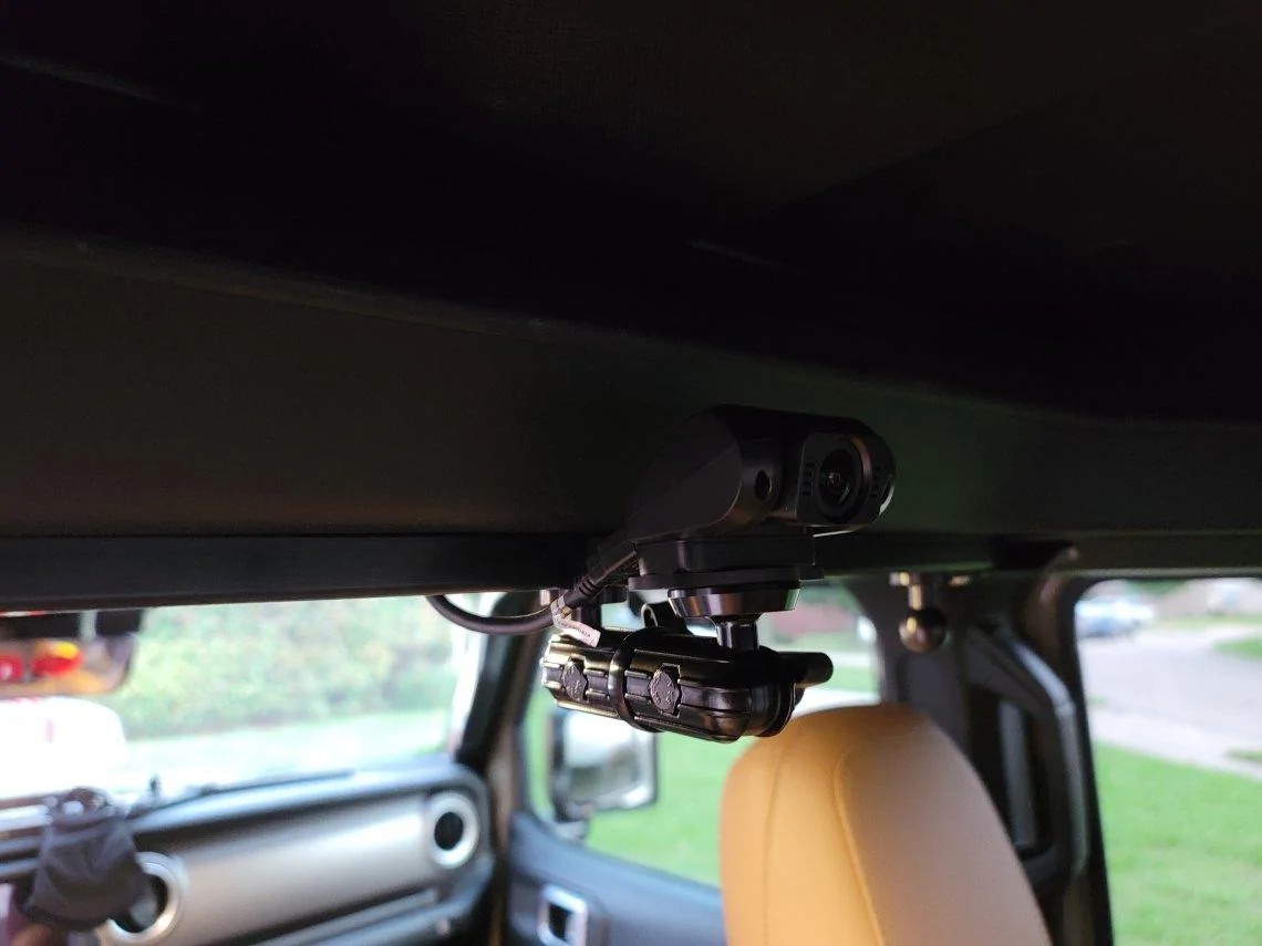 Jeep Gladiator Anyone have pictures of rear dash cam mounting solution? 1