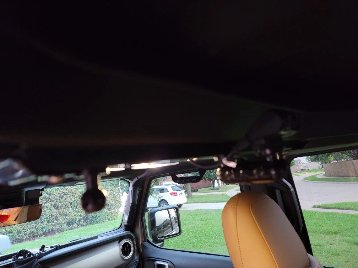Jeep Gladiator Anyone have pictures of rear dash cam mounting solution? 2