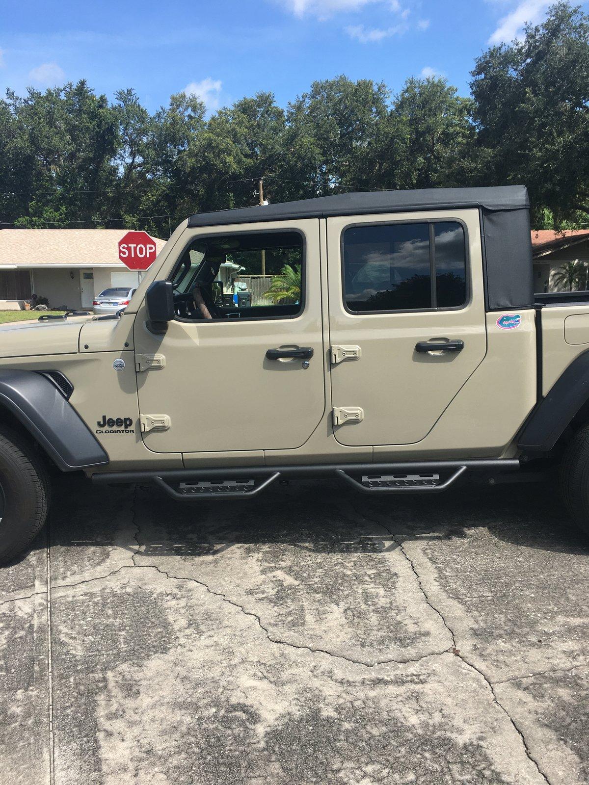 Jeep Gladiator Side steps/rails etc.   what are you all runnin ? 49B9019D-8205-42BF-970D-F0D593CB87FD